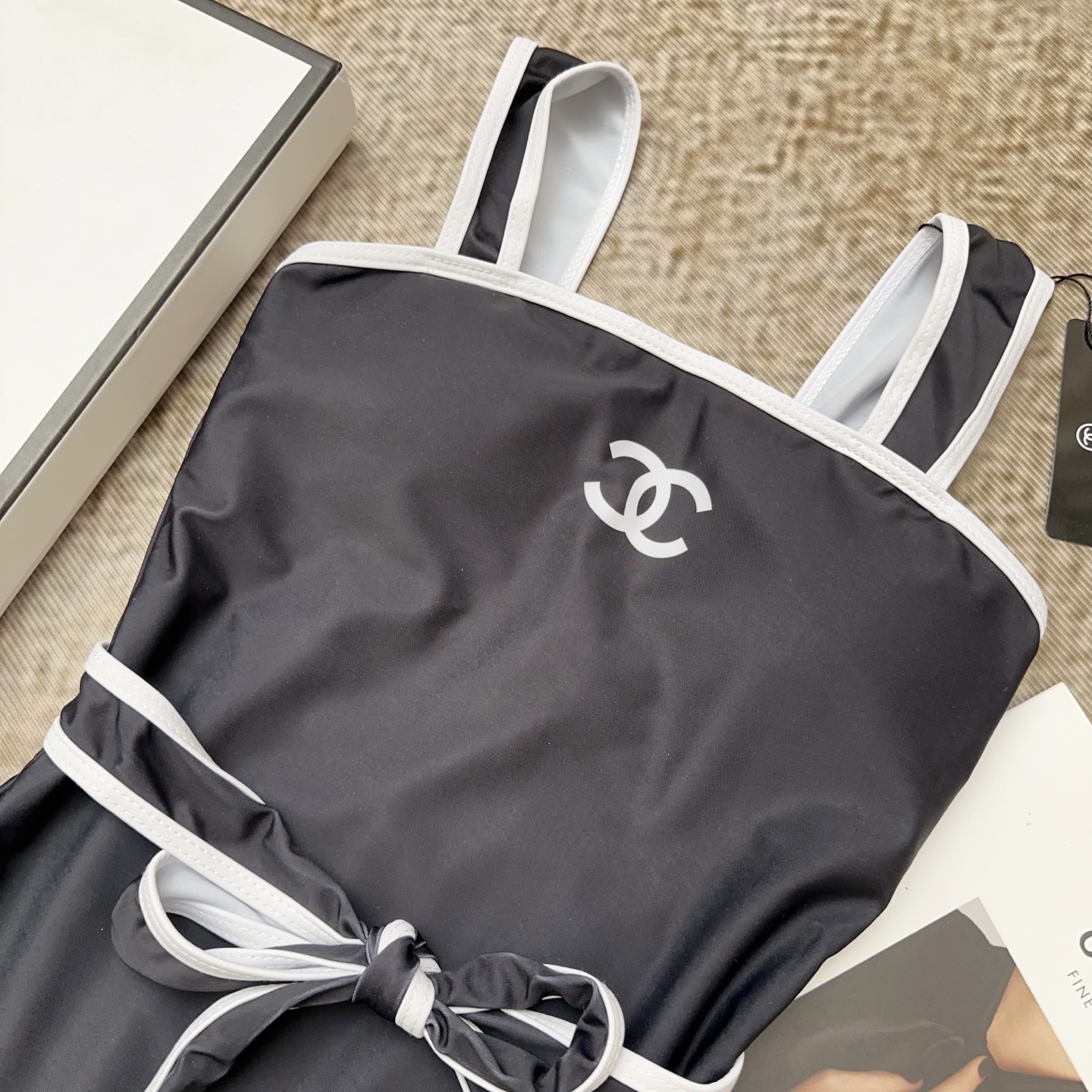 Купальник Chanel с поясом