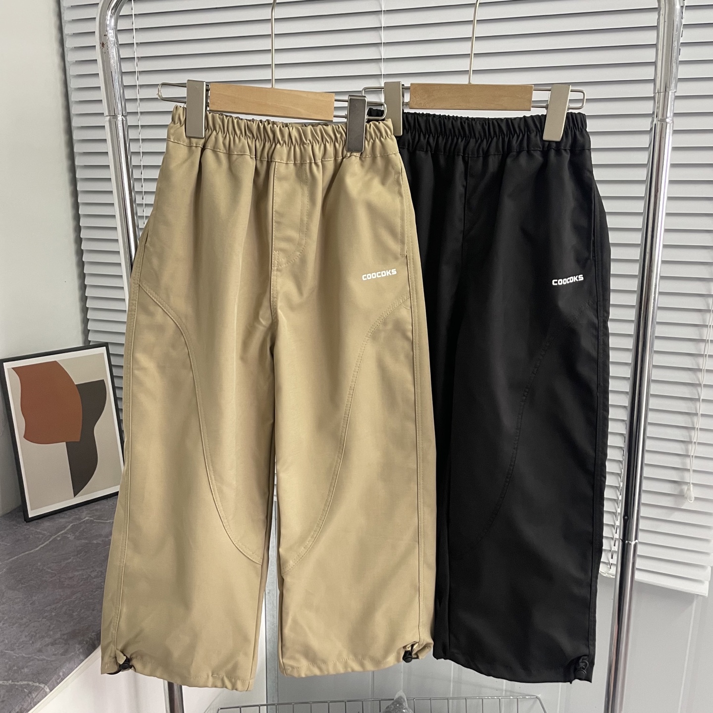 Precio de venta 89.9@una talla 120-170 🆕 Pantalones casuales versátiles, todos los detalles son fotos reales sin filtr…