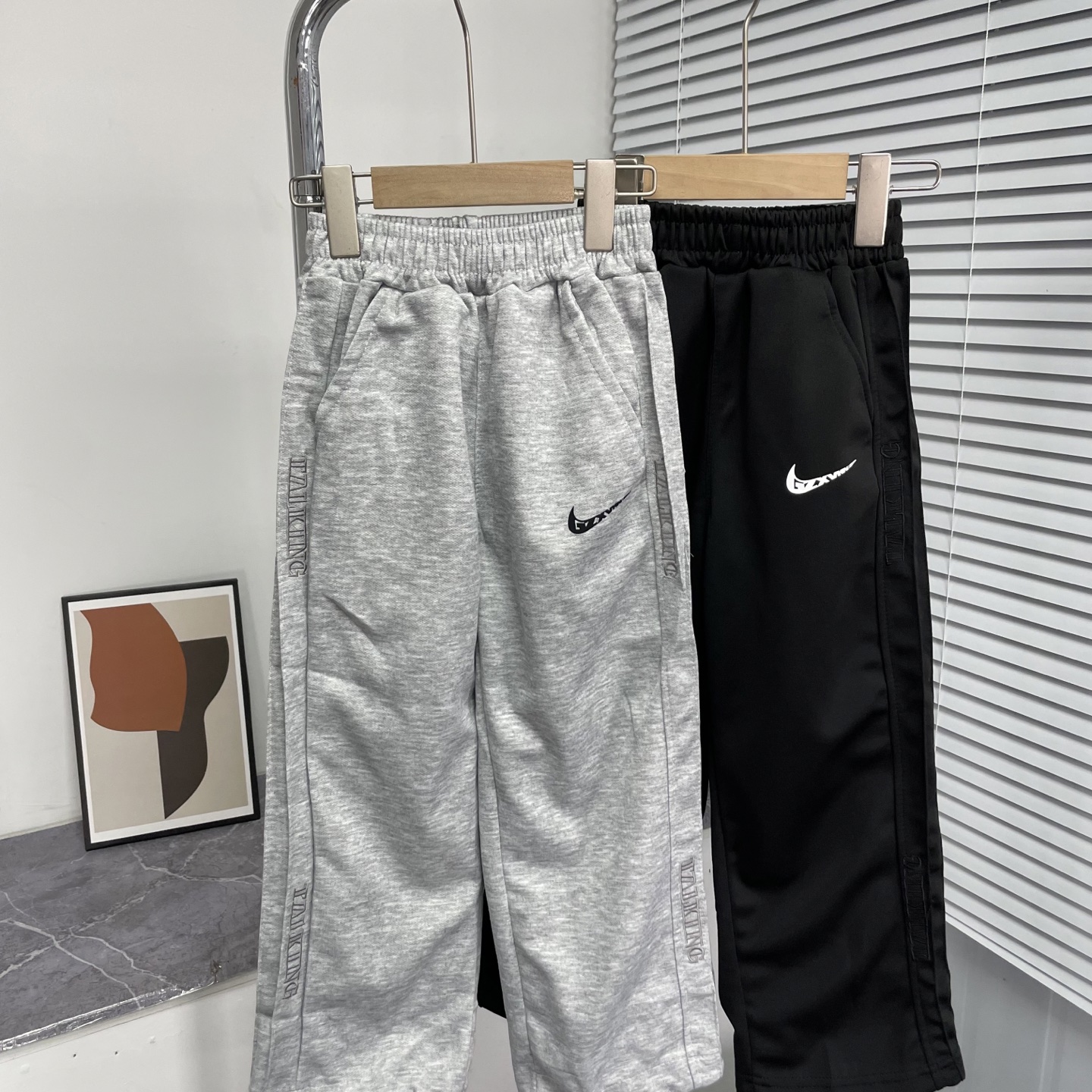 89.9@ uno 120-170 venta rápida 👖 ¡El techo del look de primavera para pasear con niños! Pantalones deportivos infantil…