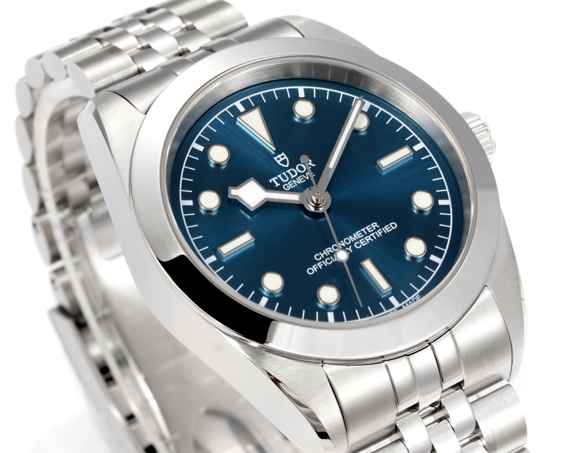 Bay of Bei Series S1: Classic Design, Reliable Swiss Core, Modern Features, Waterproof, Retro Style. - 图片 5