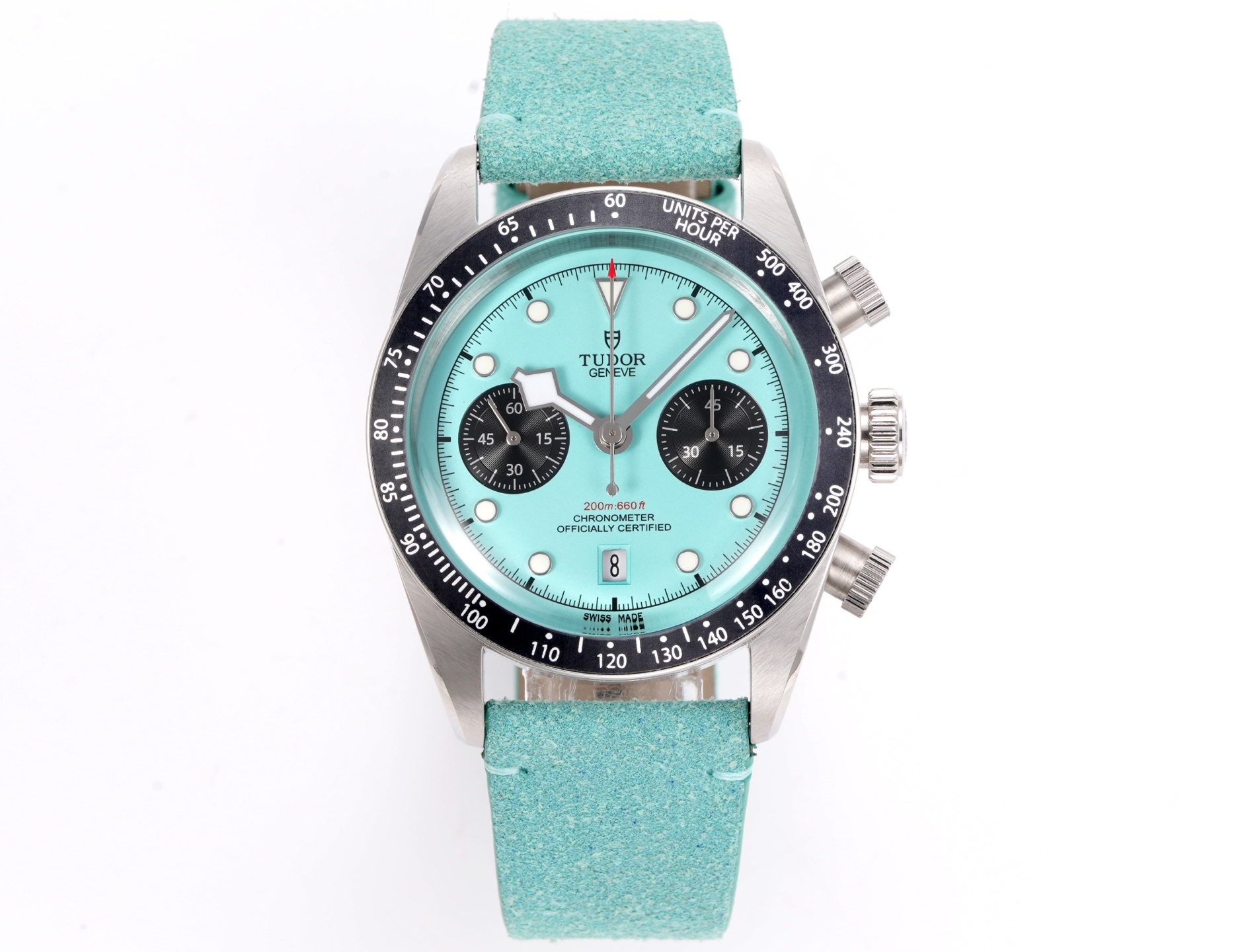 NO:394598,The 3T new Tudor Black Bay Chrono series is a hybrid watch that combines the tradition of diving watches and racing chrono functions, known for its retro aesthetics and modern technology. The following is the main features and models of the series. Design inspiration and style - **Retro elements**Dial design is inspired by the era Tudor diving watch and the iconic 'snowflake' pointer. The mirror is made of sapphire pot cover glass and pays tribute to the first chronograph Oysterdate in the year. - The speed test outer ring is equipped with matte black anodized aluminum speed tester ring, suitable for racing chrono function. - The dial selection is the latest model Jaylen Pink-Tiffany Blue optional - The case is 41mm matte and polished 316L stainless steel case, waterproof rice, suitable for sports and daily wear. - - The dial selection is available. Jaylen Pink-Tiffany Blue. The case is 41mm matte and polished 316L stainless steel case, waterproof rice, suitable for sports and daily wear. - The movement is equipped with the original 7750 automatic movement (COSC certified), equipped with column wheels, vertical clutch system and silicon hairspring, with ultra-high power reserve, with accuracy of -2/+4 seconds/day. - Functional chronograph, date display, small seconds hand, smooth and practical operation. - Using flamingo horse leather straps in the same color, the Tudor Black Bay Chrono series has become a popular choice among chronographs with retro design, high-performance movement and a variety of styles. It has sporty and elegant qualities, suitable for watch lovers who pursue the fusion of classic and modernity.,,tiffany198609093T新品帝舵（TUDOR）Black Bay Chrono系列是一款融合潜水表传统与赛车计时功能的混合型腕表,以其复古美学与现代技术著称.以下是该系列的主要特点及型号简介 设计灵感与风格 - **复古元素**表盘设计灵感源自年代帝舵潜水表和标志性“雪花”指针,镜面使用蓝宝石锅盖玻璃更显突出,同时向年首款计时码表Oysterdate致敬.  - 测速外圈配备哑光黑色阳极氧化铝测速计字圈,适合赛车计时功能.  - 表盘选择提供最新款 杰伦粉-蒂芙尼蓝可选 - 表壳41毫米磨砂及磨光316L不锈钢表壳,防水米,适合运动与日常佩戴.  - 机芯搭载原厂7750型自动上链机芯（COSC认证）,配备导柱轮、垂直离合系统和硅游丝,超高动力储备,精准度达-2/+4秒/天.  - 功能计时码表、日期显示、小秒针,操作流畅且实用. - 采用火烈鸟同色系马皮表带 帝舵Black Bay Chrono 系列以复古设计、高性能机芯和多样款式成为计时码表中的热门选择,兼具运动与优雅特质,适合追求经典与现代融合的腕表爱好者.,,tiffany,Watch