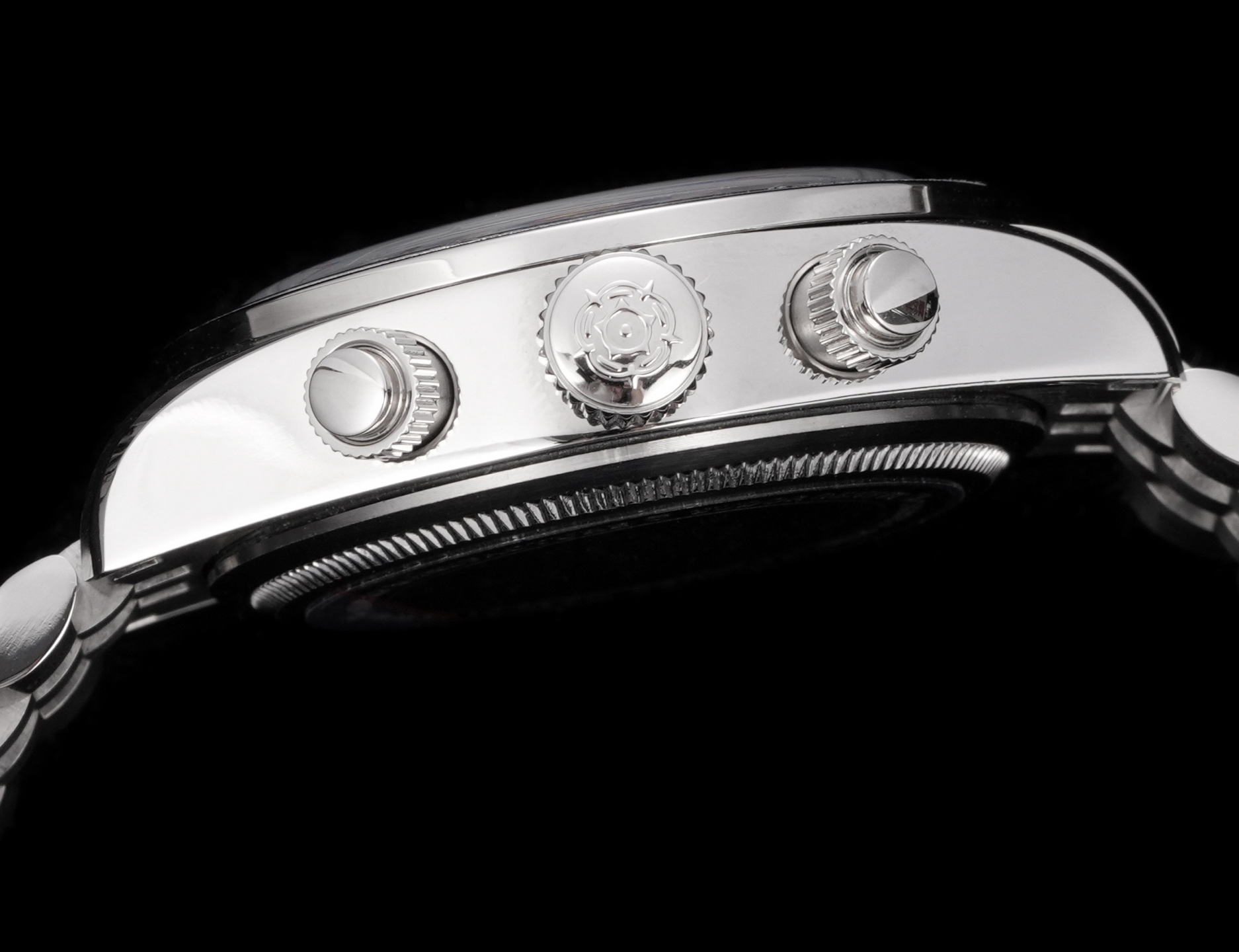 “TUDOR Black Bay Crono Series: Retro Aesthetic Diving and Racing Hybrid Wristwatch Models and Features” - 图片 9