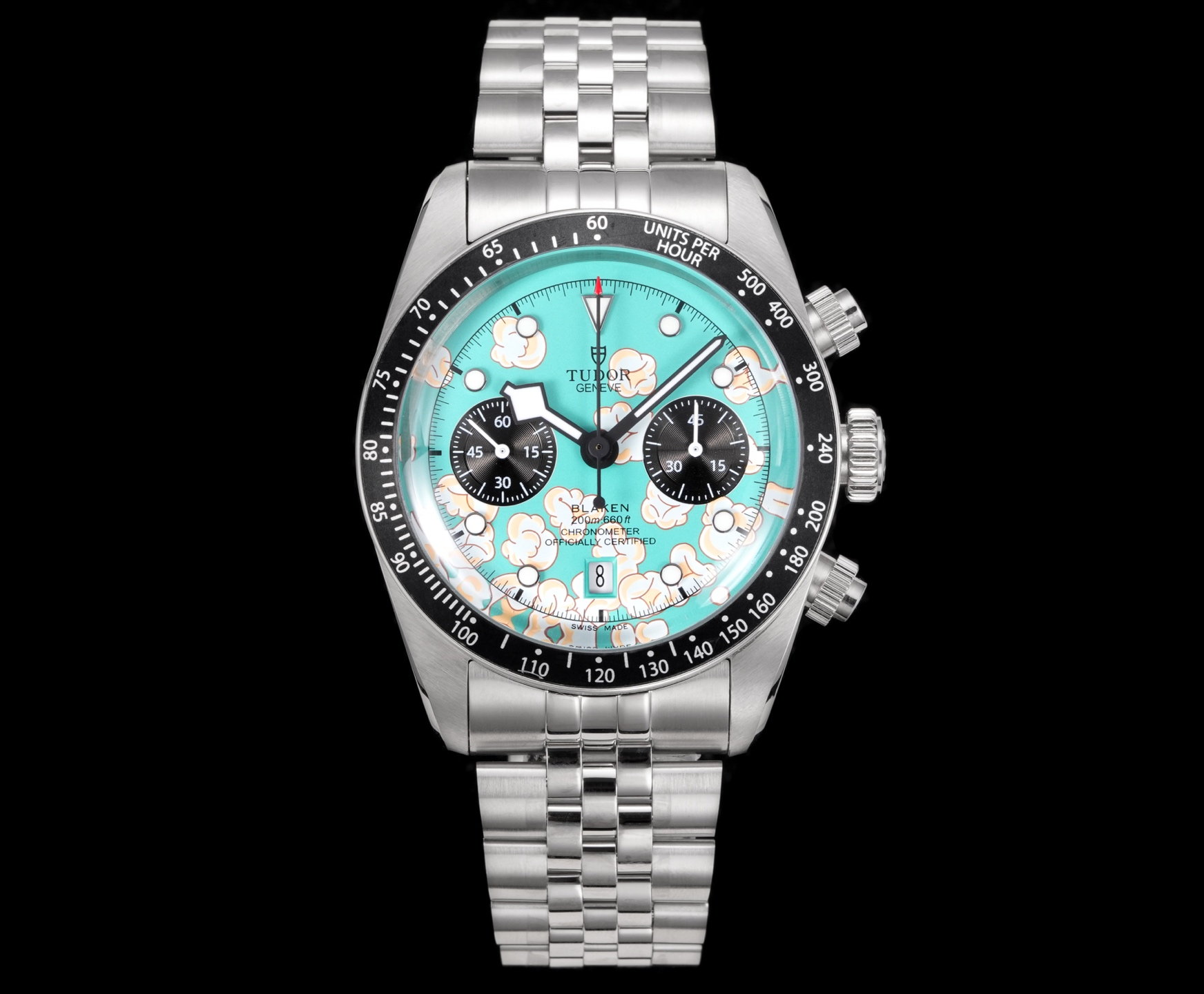 NO:340089,Unified 3T New Tudor Black Bay Chrono series is a hybrid watch that combines the tradition of diving watches and racing chrono functions, known for its retro aesthetics and modern technology. The following is the main features and models of the series. Design inspiration and style - **Retro elements**Dial design is inspired by the Tudor diving watch and the iconic 