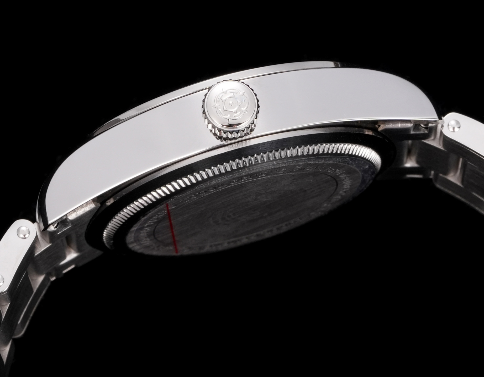 Title: Unified 32203T Bay Series Watch Summary Summary: The new Bay series watch features a polished steel case, classic design, Swiss movement, and 100m water resistance. - 图片 7