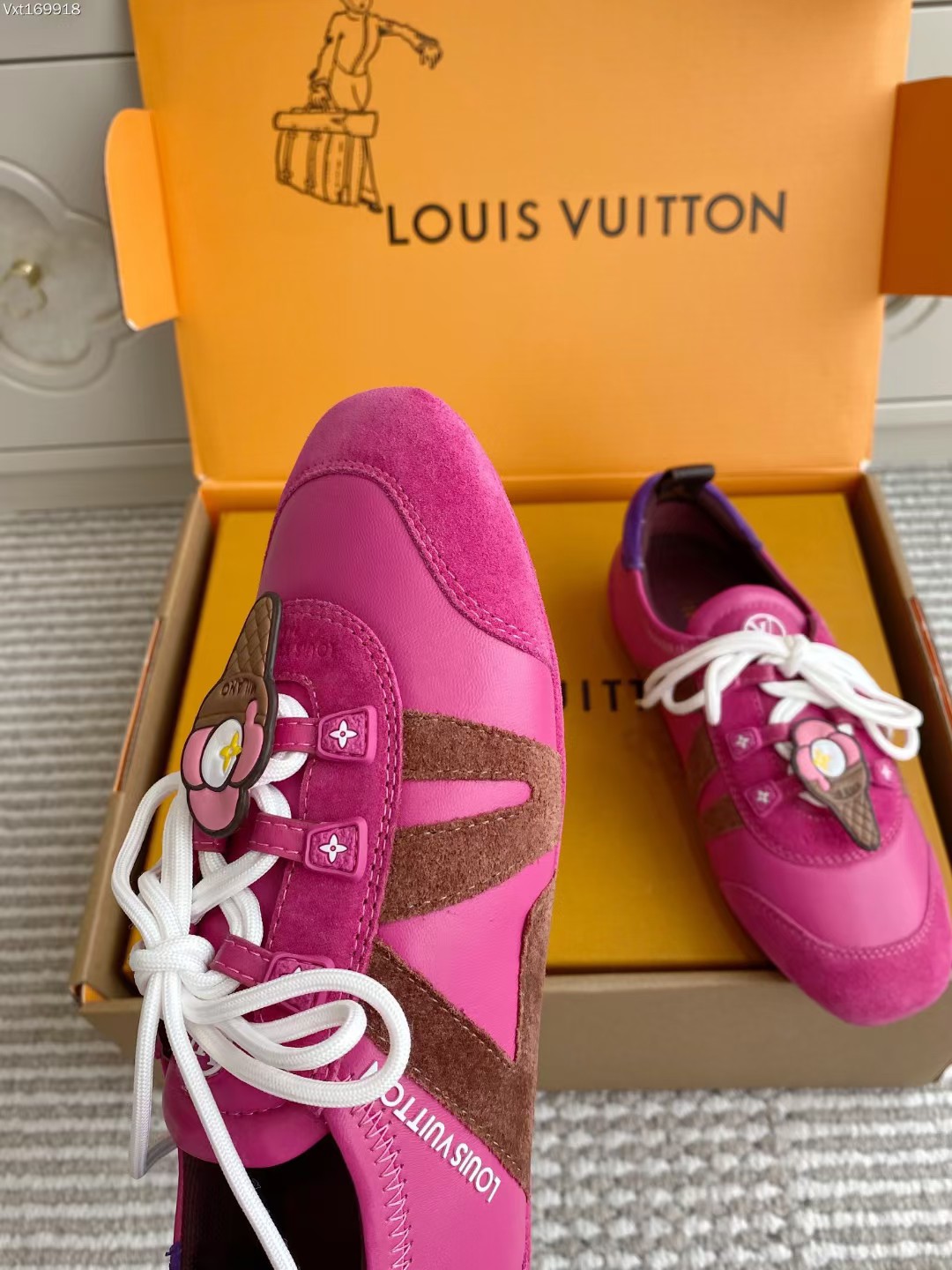 Louis Vuitton SNEAKERINA Ballet Sneakers: Retro, Stylish, and Comfortable 5 a1748175646871 3737