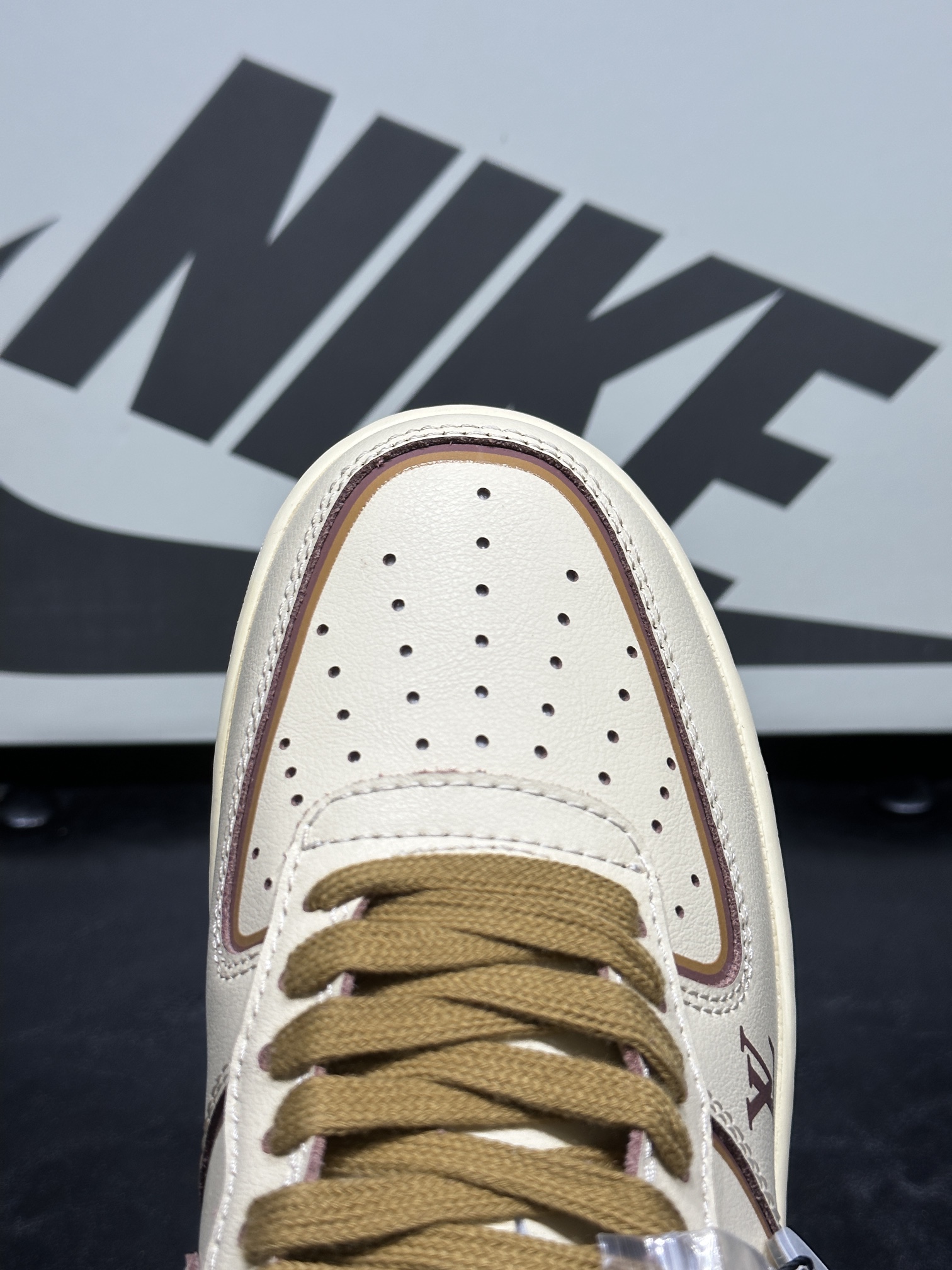 High-Quality Nike Air Force 1 Low Sport Shoes in Various Sizes for Sale - 图片 8