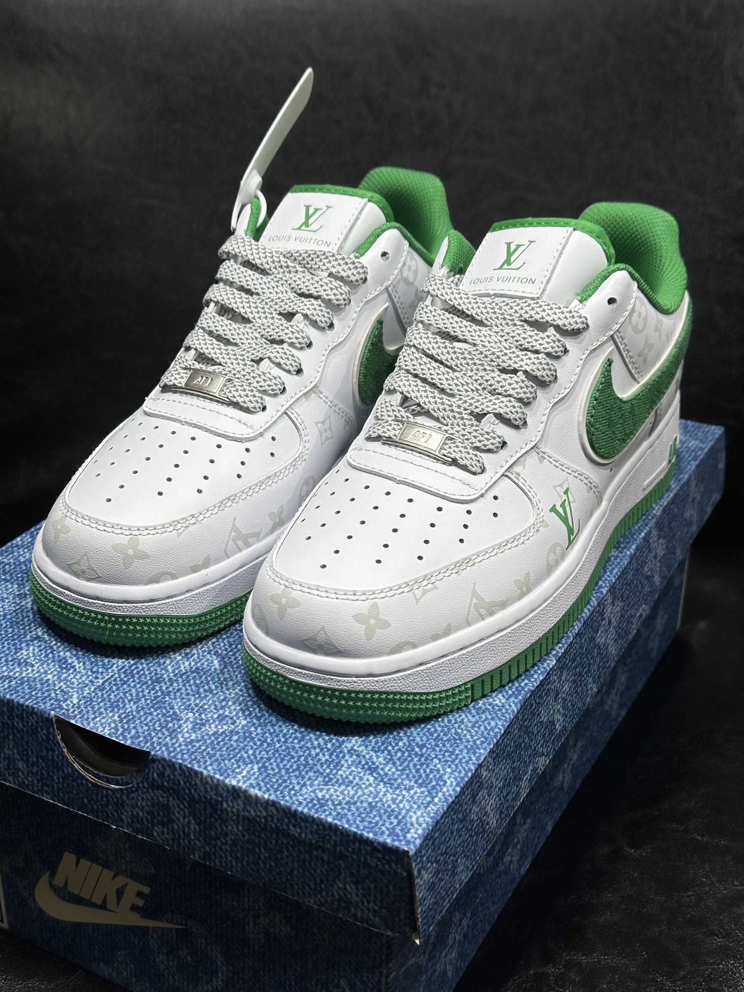 Nike Air Force 1 Low Sport Shoes: 750, High-Quality, Various Sizes Available