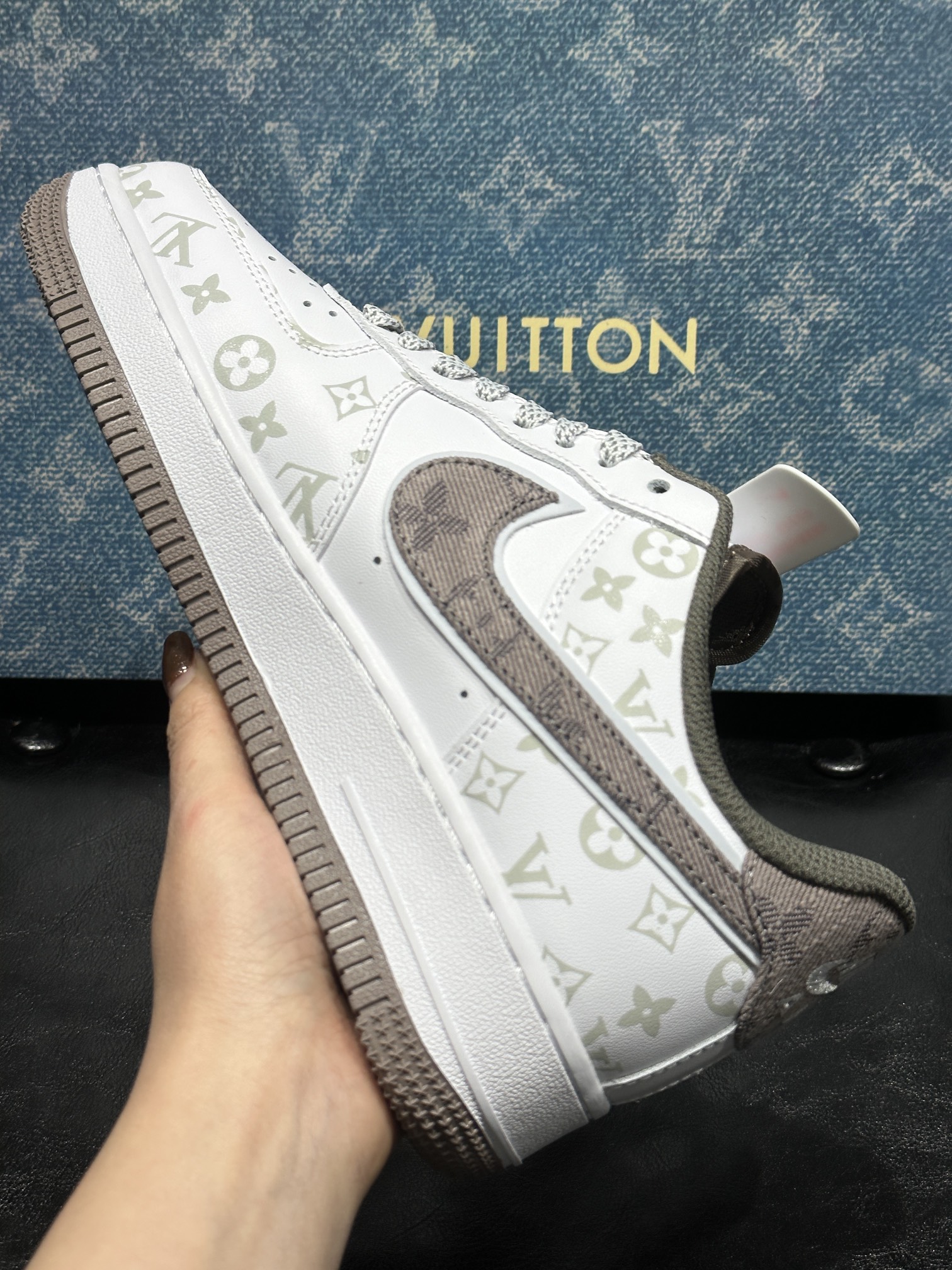Nike Air Force 1 Low Sport Shoes: High-Quality, Various Sizes Available at $750 - 图片 5