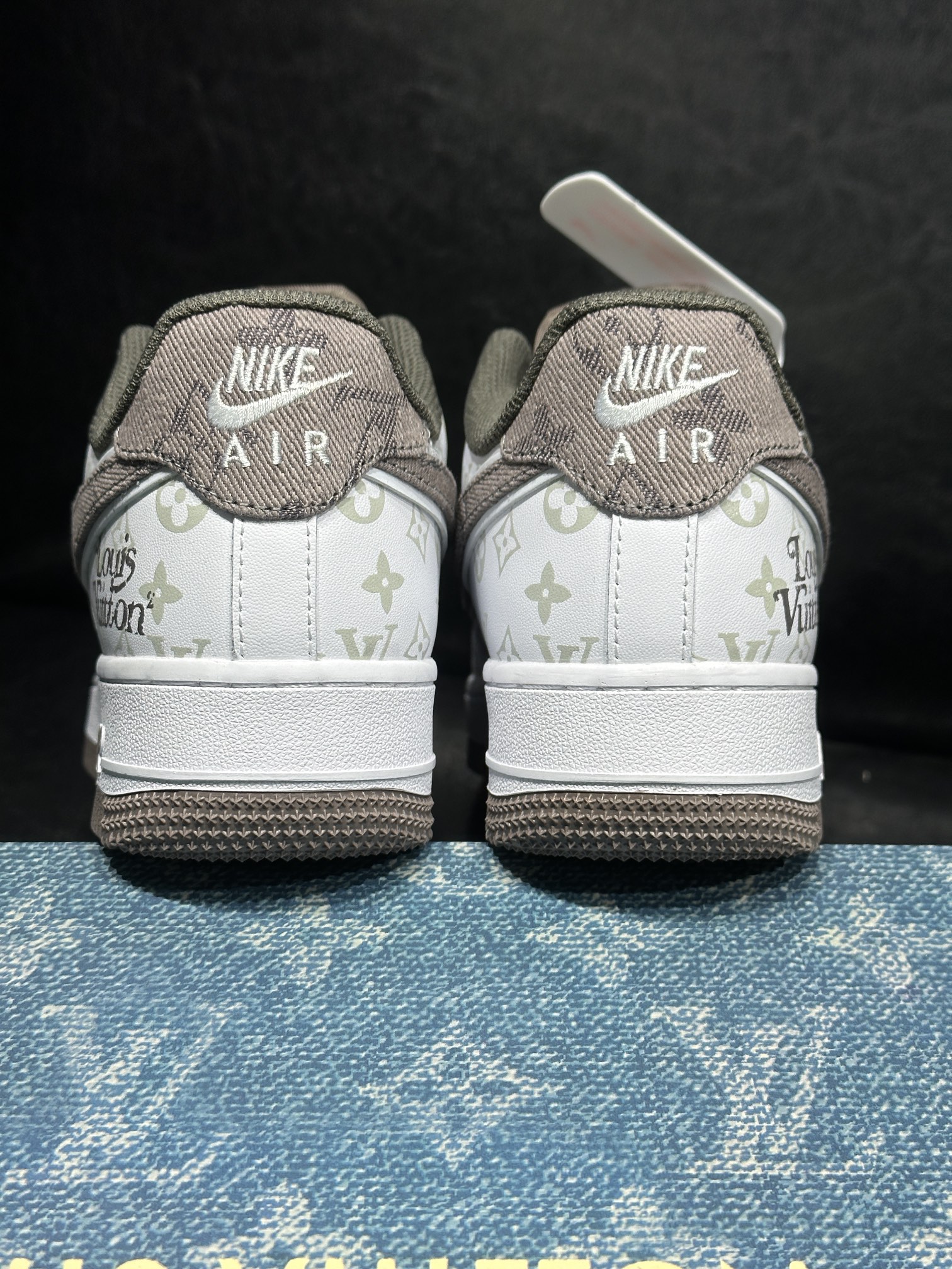 Nike Air Force 1 Low Sport Shoes: High-Quality, Various Sizes Available at $750 - 图片 2