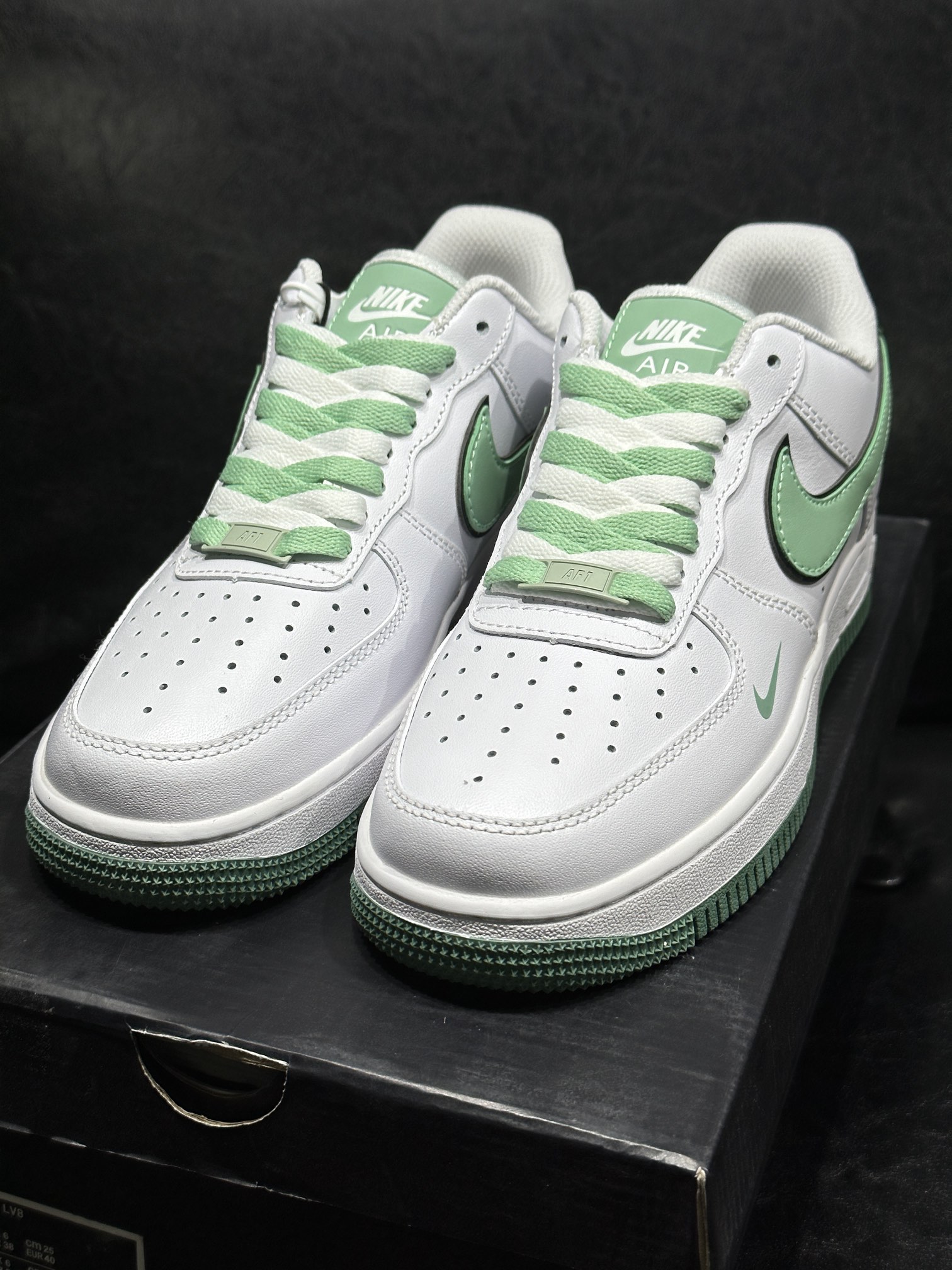 나이키 에어포스 Nike Air Force 28494