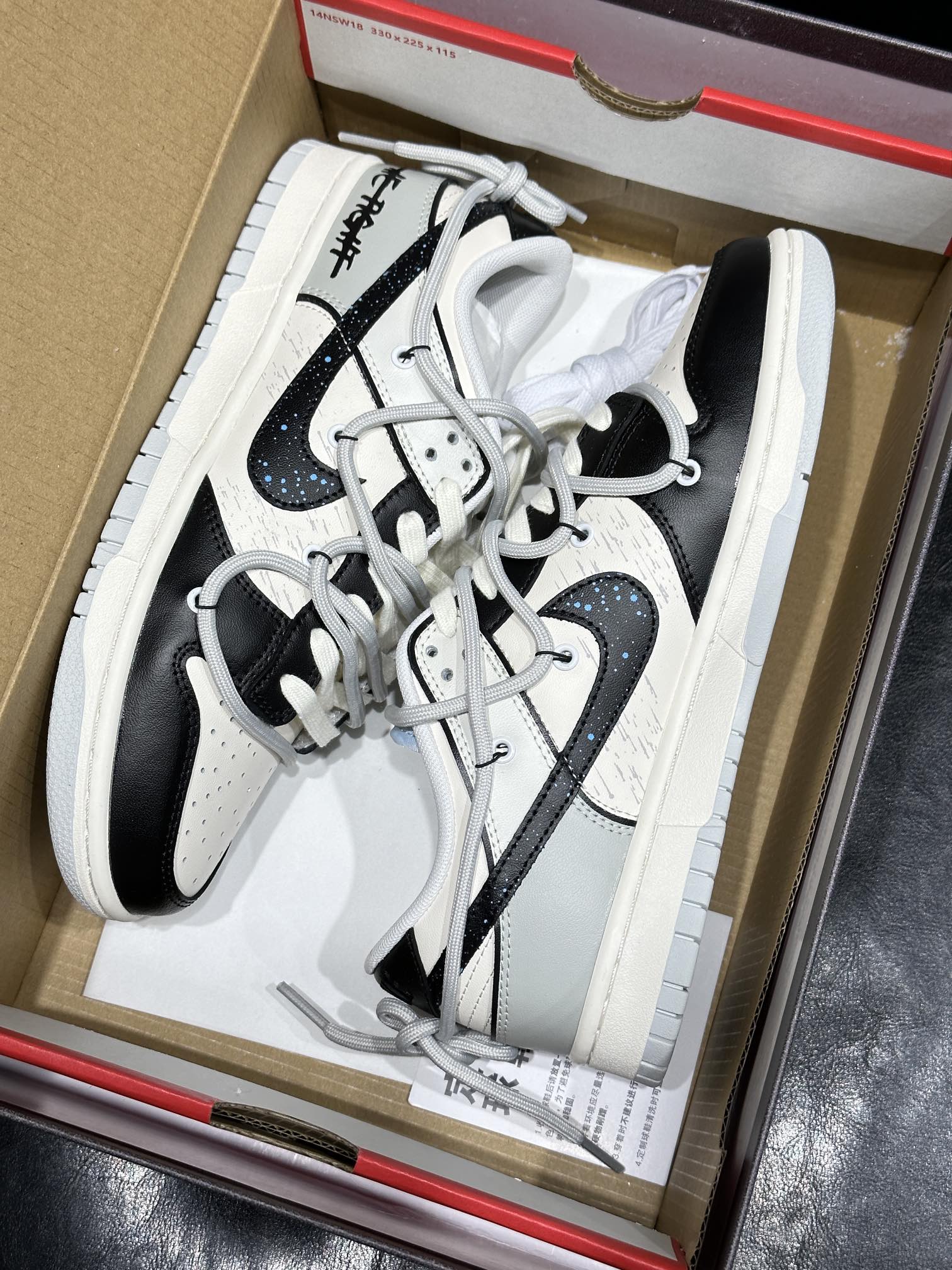 Nike Skateboard Shoes Sneakers Black Doodle Grey White Vintage Low Tops