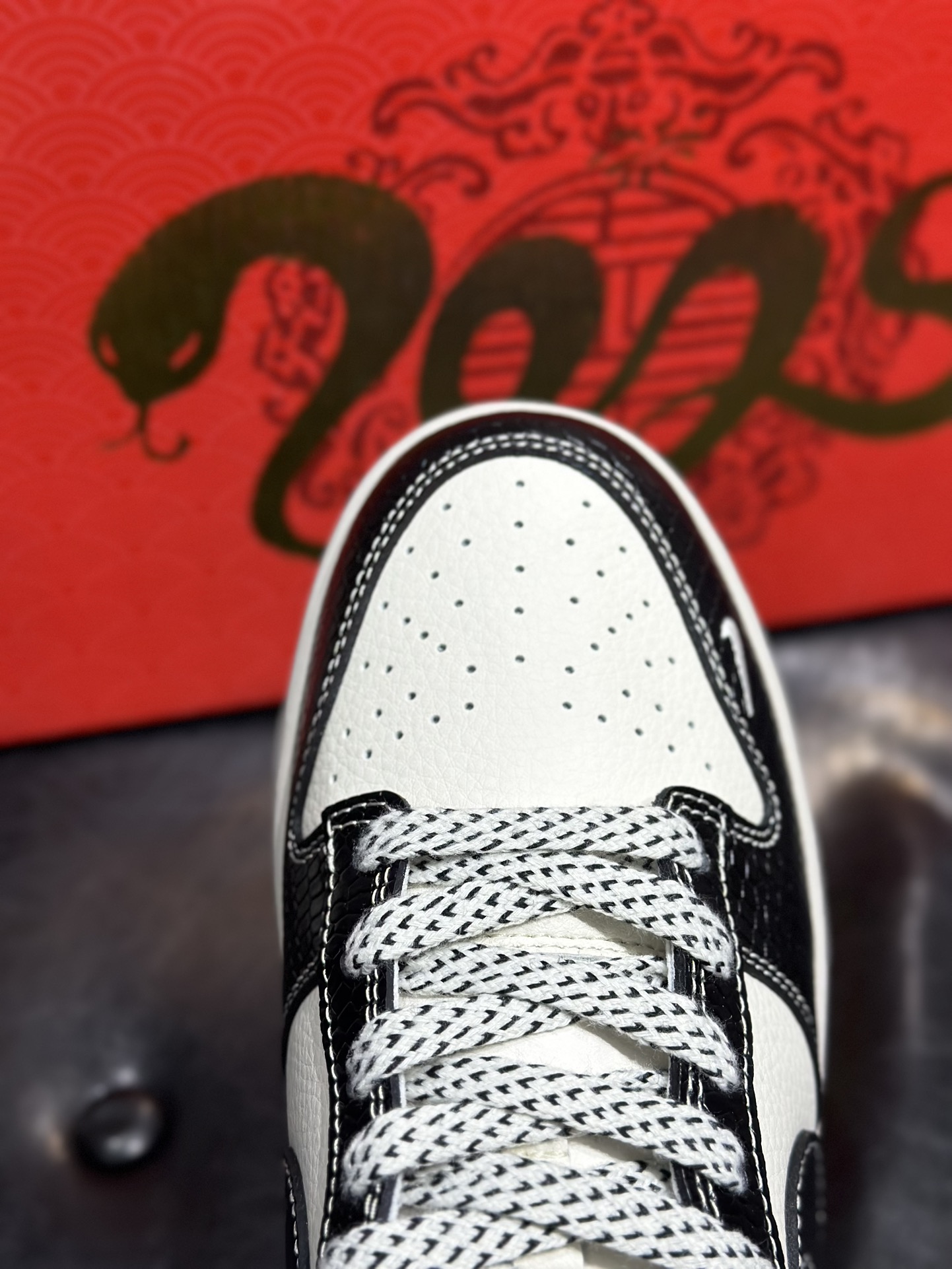 Nike Dunk Low Atomic 2025 Year of the Snake Edition - Couple's Sneakers 9 i1734599831 1659 6