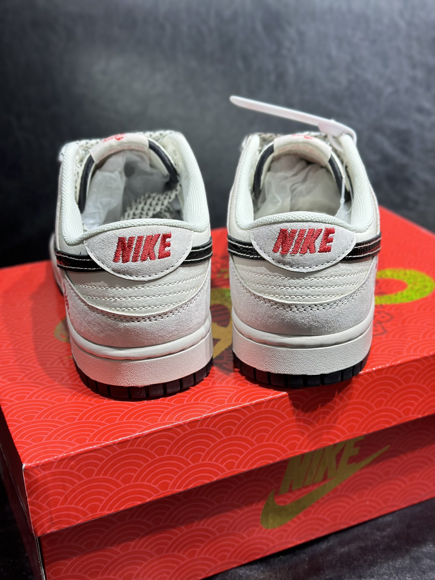 Nike Dunk Low Atomic 2025 Year of the Snake Edition - Couple's Sneakers 4 i1734599831 8628 5