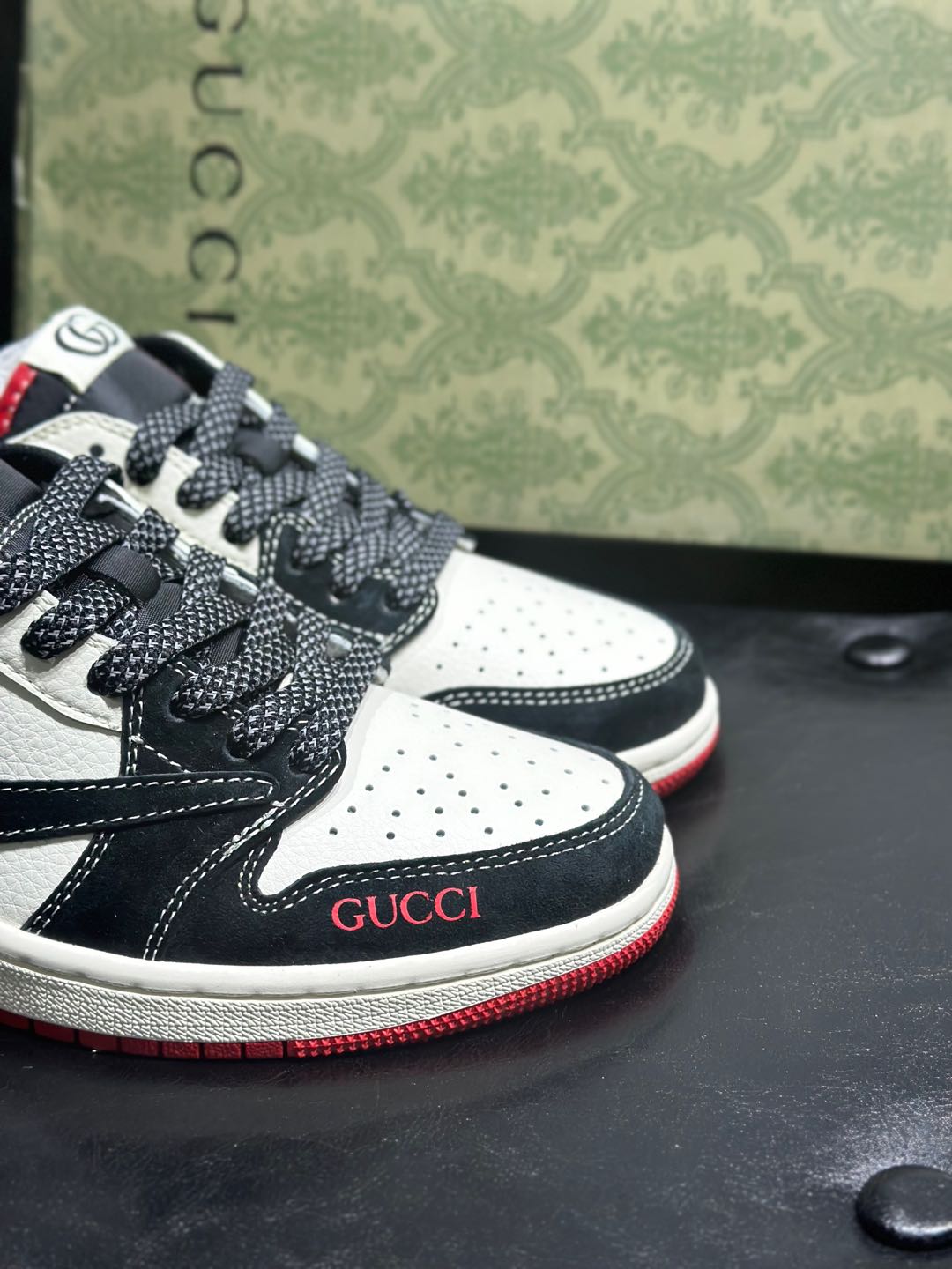 Gucci Dunk Low Custom Sneakers - Stylish, Comfortable, and Anti-Slip Design 9 i1735539381215 1109 0 7