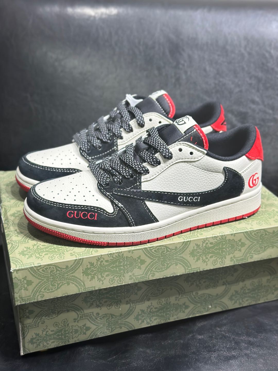 Gucci Dunk Low Custom Sneakers - Stylish, Comfortable, and Anti-Slip Design 2 i1735539381216 9374 0 0
