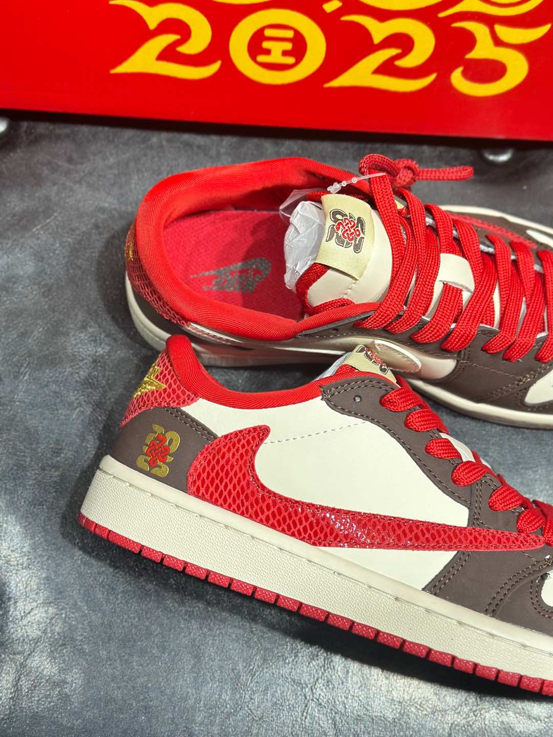 Nike Dunk Low Custom Collaboration: Stylish, Comfortable, and Anti-Slip 8 i1735541534657 5494 0 6