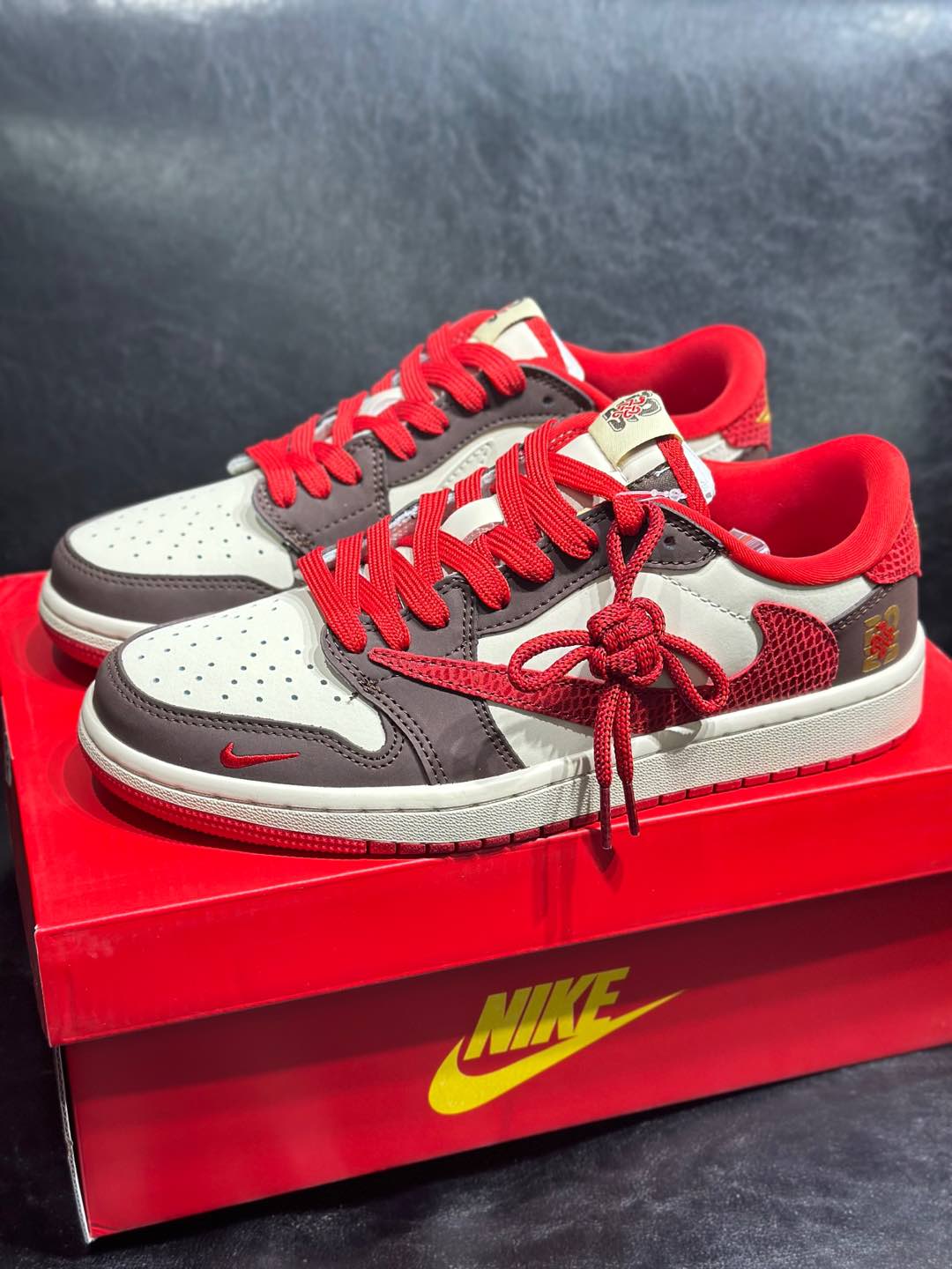 Nike Dunk Low Custom Collaboration: Stylish, Comfortable, and Anti-Slip