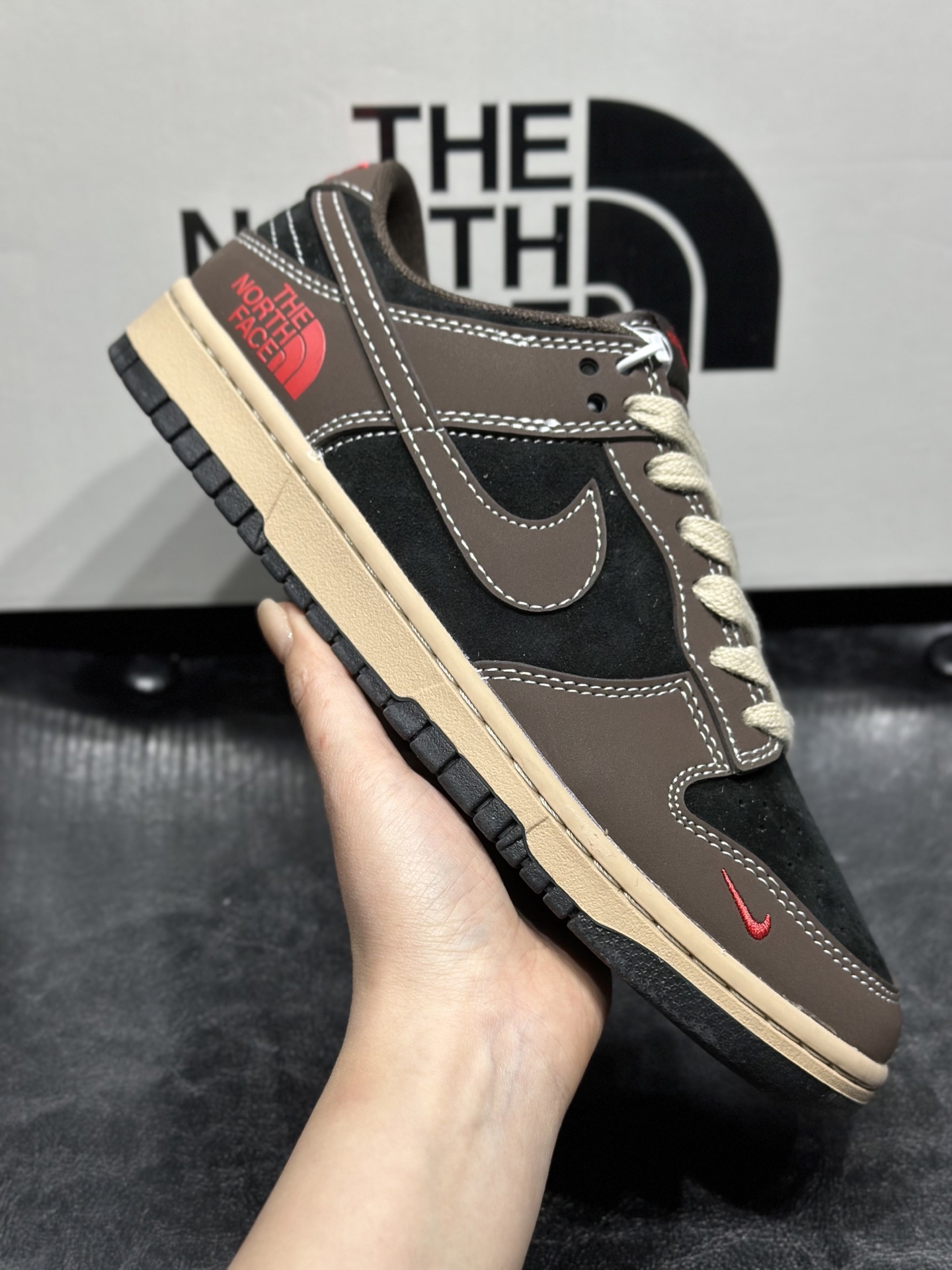 Nike Dunk Low Atomic, 2025 Snake Year Edition, Couple's Sneakers - Limited! 5 i1740210080815 7154 0 3