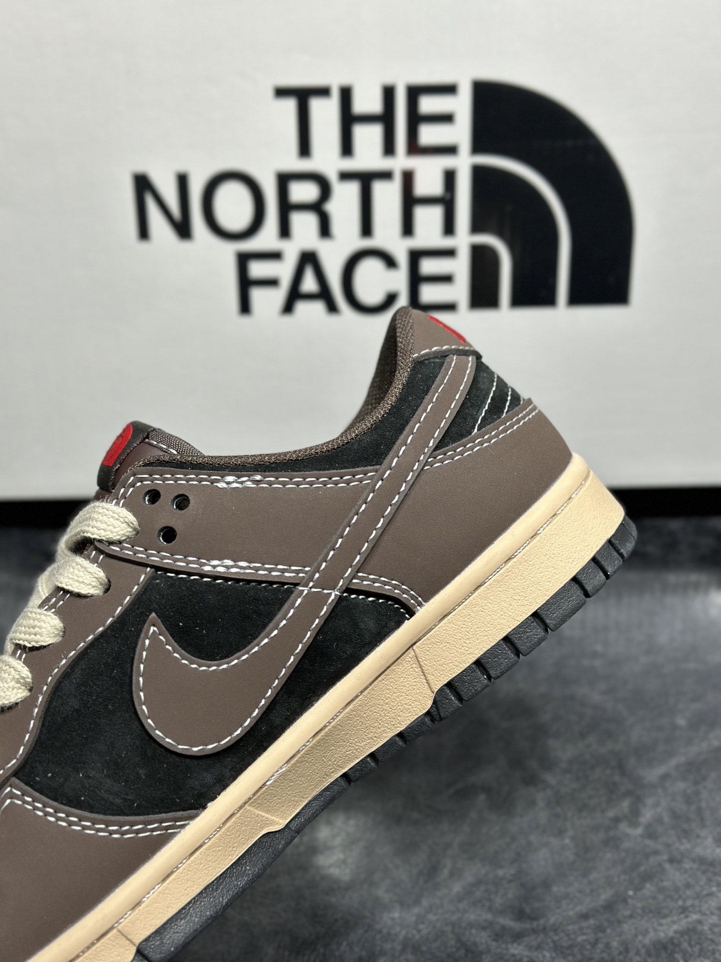 Nike Dunk Low Atomic, 2025 Snake Year Edition, Couple's Sneakers - Limited! 10 i1740210080828 2475 0 8