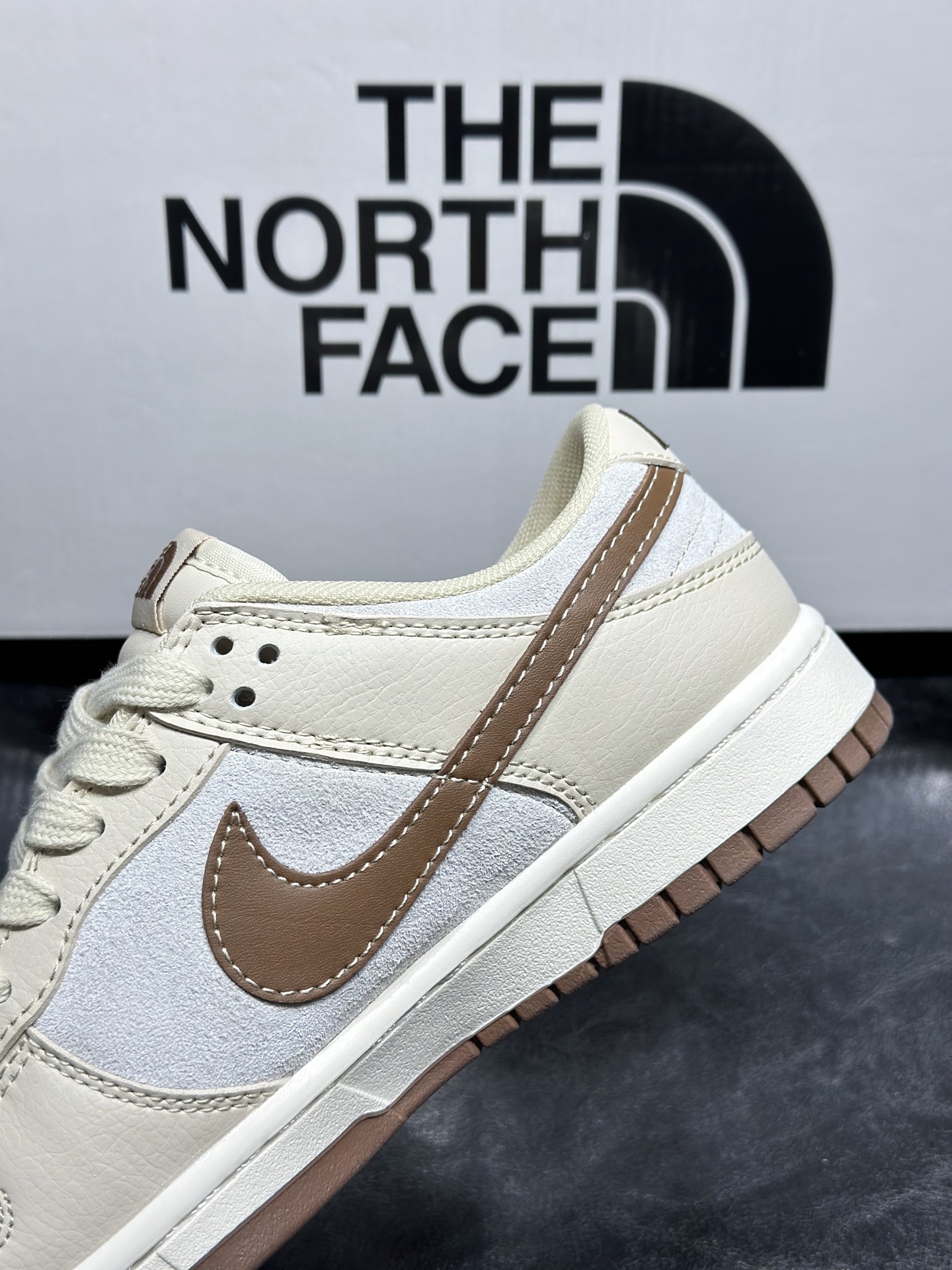Nike Dunk Low Atomic X The North Face Collab Sneakers, Snake Year Edition 10 i1740210114031 9027 0 8