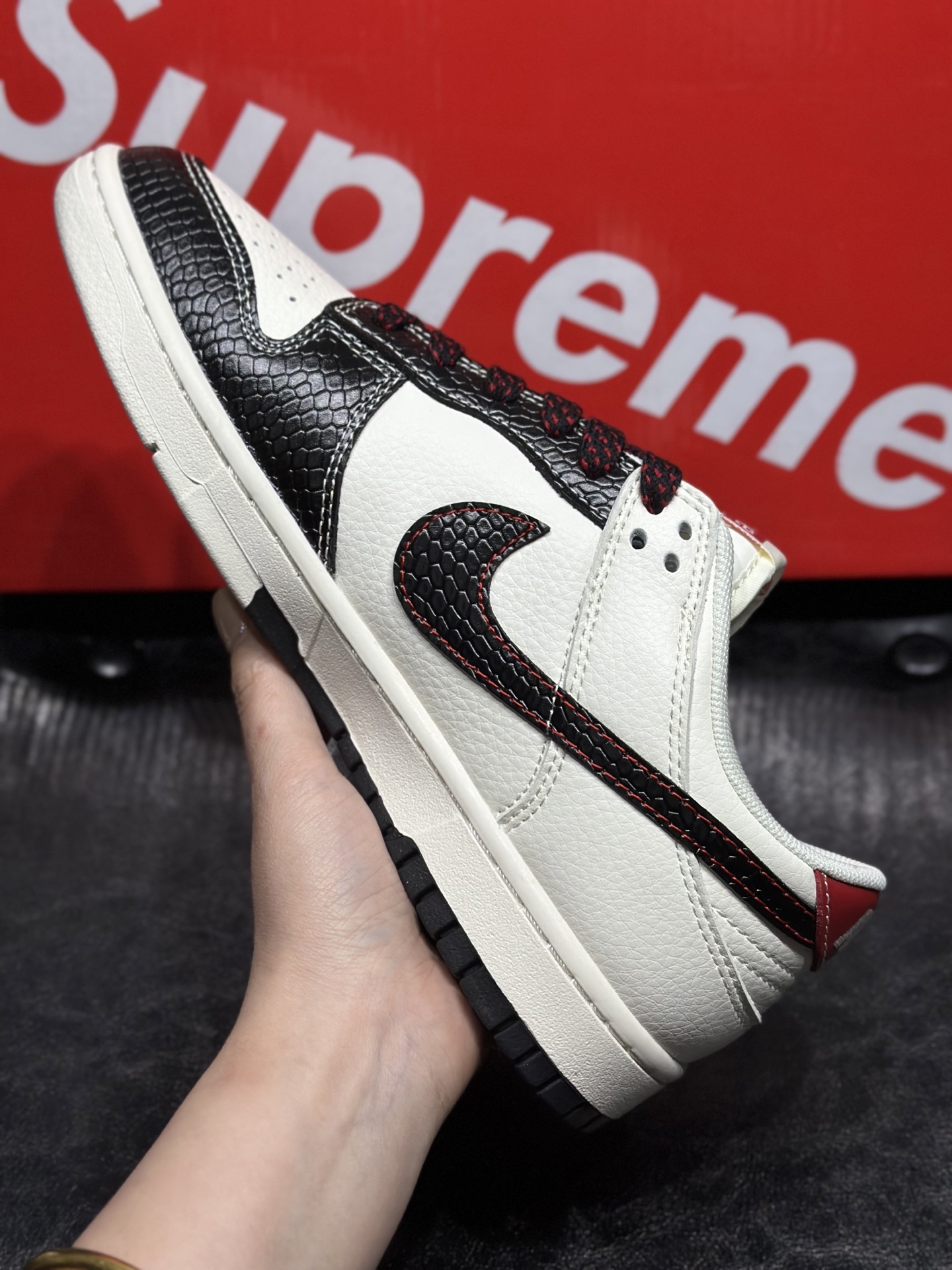 Nike Dunk Low Atomic 2025 Year of the Snake Custom Sneakers for Couples 6 i1740210133776 4676 0 4