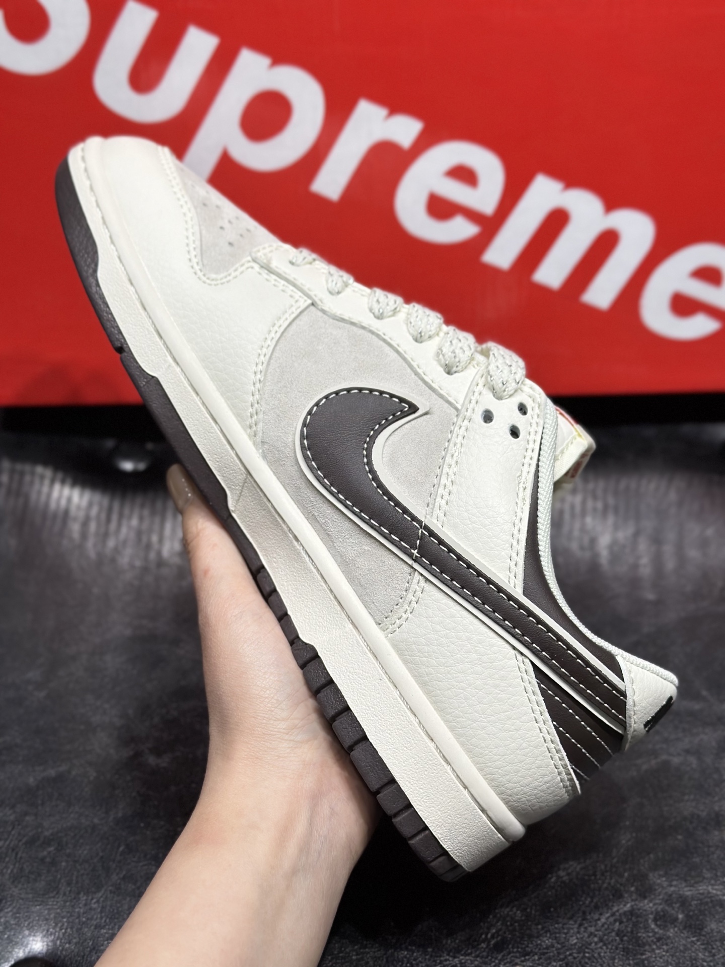 Nike Dunk Low Atomic '2025 Snake Year' Edition - Limited Release Couple's Sneakers 6 i1740210179567 8020 0 4