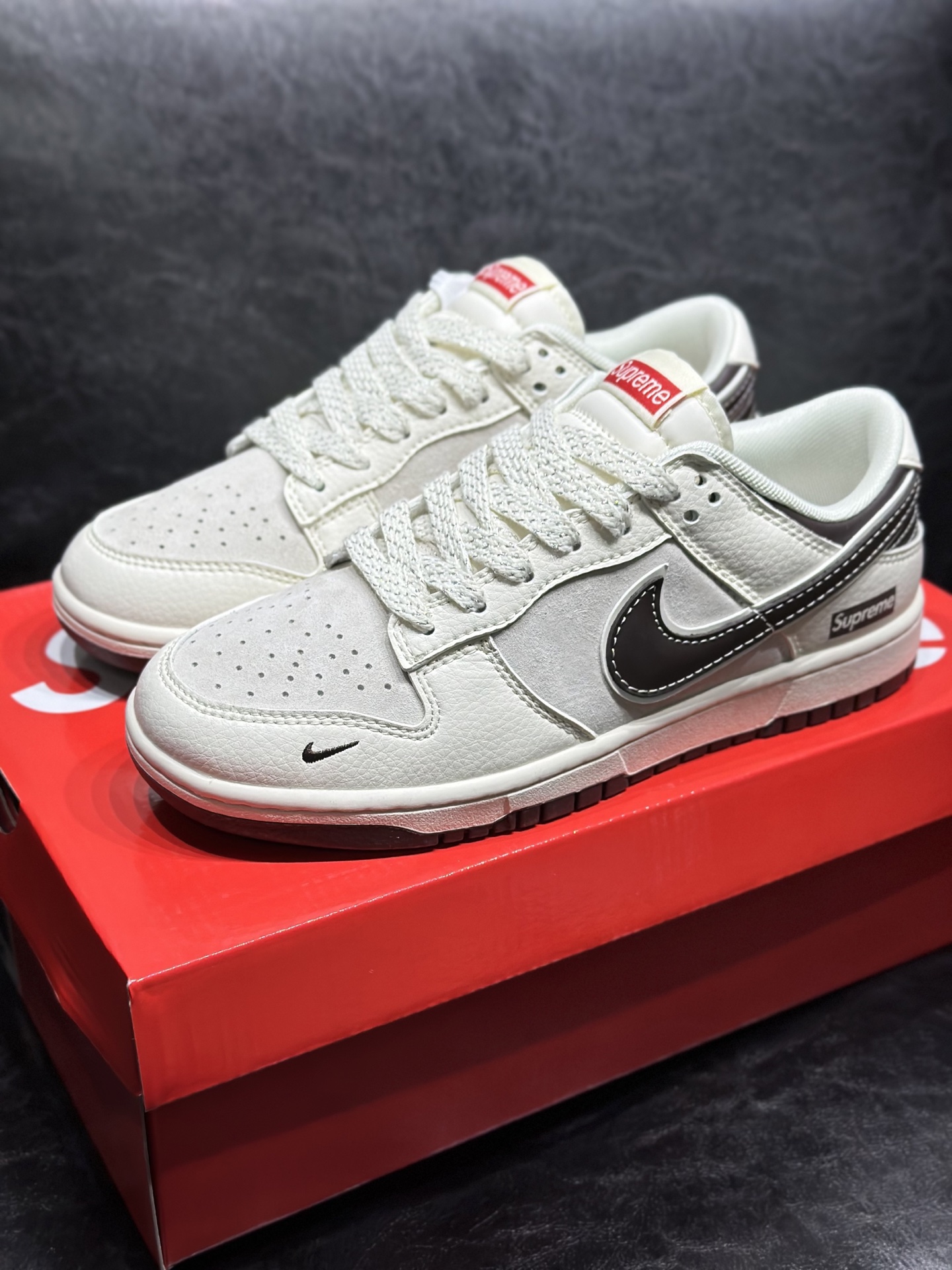 Nike Dunk Low Atomic '2025 Snake Year' Edition - Limited Release Couple's Sneakers