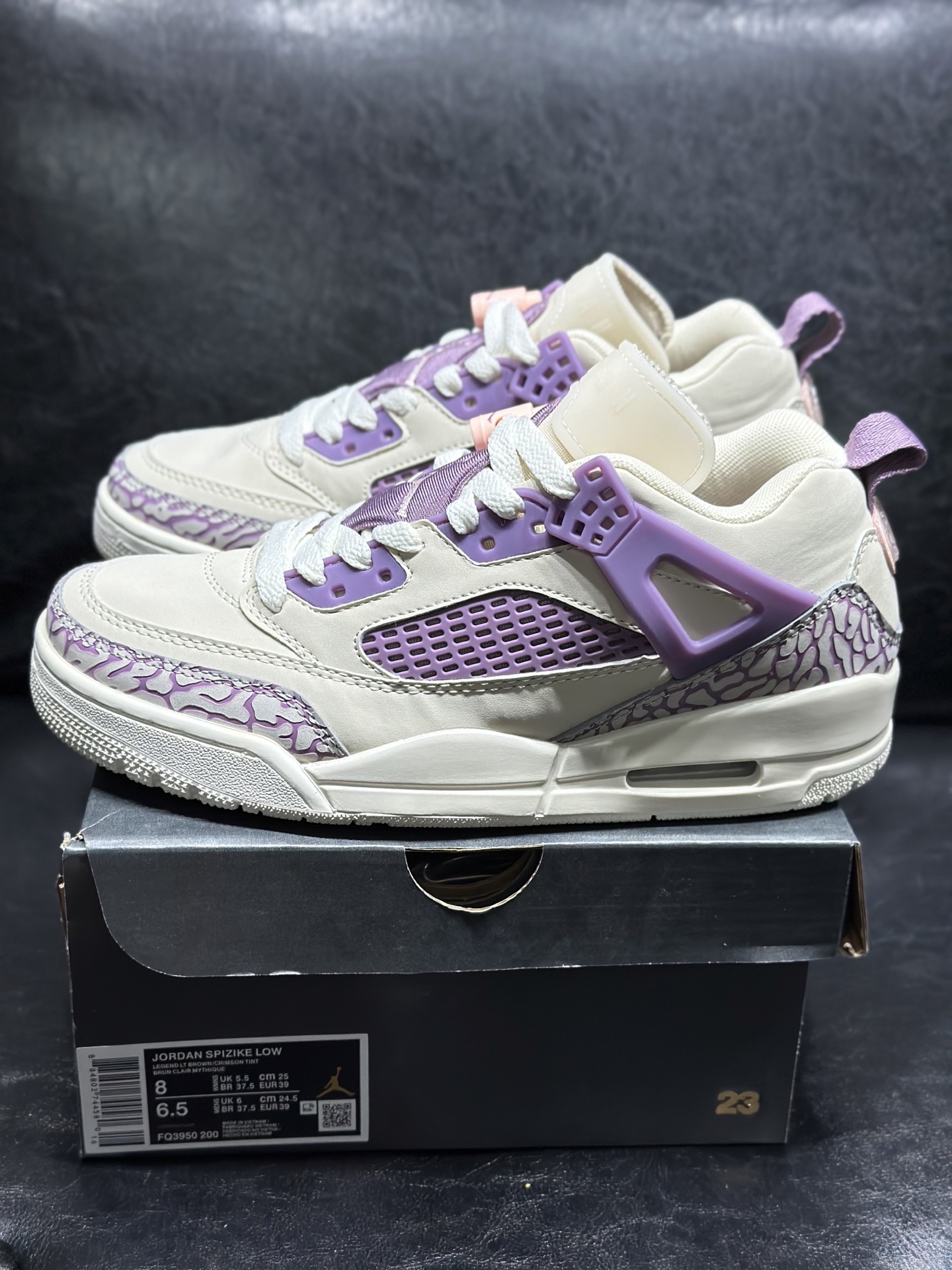 NO:274998,Spot, full head layer, full palm air cushion [top plastic film version] jordan spizike low Pure original low-top basketball shoes, original last original cardboard, original material development, detailed control, main supply foreign trade customers to create perfect shoe shape, cardboard midsole, steel stamp perfect version, company goods feel Size 36 36.5 37.5 38 38.5 39 40,19860909现货 全头层 全掌气垫【顶级塑料膜版本】jordan spizike low 纯原低帮篮球鞋 原楦原纸板 原厂材料开发 细节把控到位 主供外贸客户打造完美鞋型 纸板中底 钢印完美版型 公司货既视感 尺码36 36.5 37.5 38 38.5 39 40,,Men's shoes