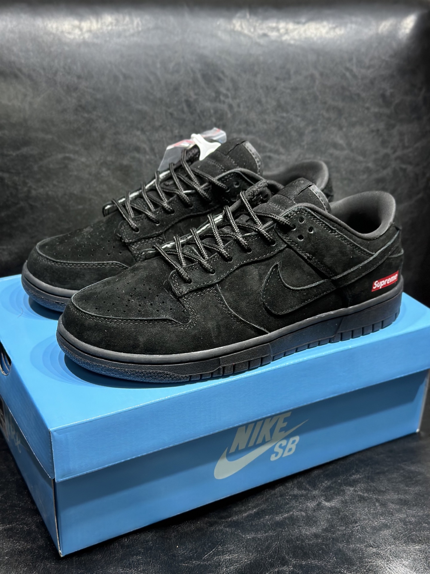 NO:665173,Ready stock Custom sneakers Co-branded model NIKE DUNK LOW ATOMIC Couple model Customized co-branded Yuan box version High cleanliness Unexpected high cost performance Unambiguous materials Original last original cardboard Original shoe box Customized hardware accessories Original soles Size 36 36.5 37.5 38 38.5 39 40 40.5 41 42  42.5 43 44 44.5 45,,tom ford19860909现货 定制板鞋 联名款 NIKE DUNK LOW ATOMIC 情侣款 定制联名 元盒版本 高清洁度 超乎所想的高性价比 用料绝不含糊 原楦头原纸板 原装鞋盒 定制五金配件 原厂鞋底 尺码36 36.5 37.5 38 38.5 39 40 40.5 41 42 42.5 43 44 44.5 45,,tom ford,Men's shoes