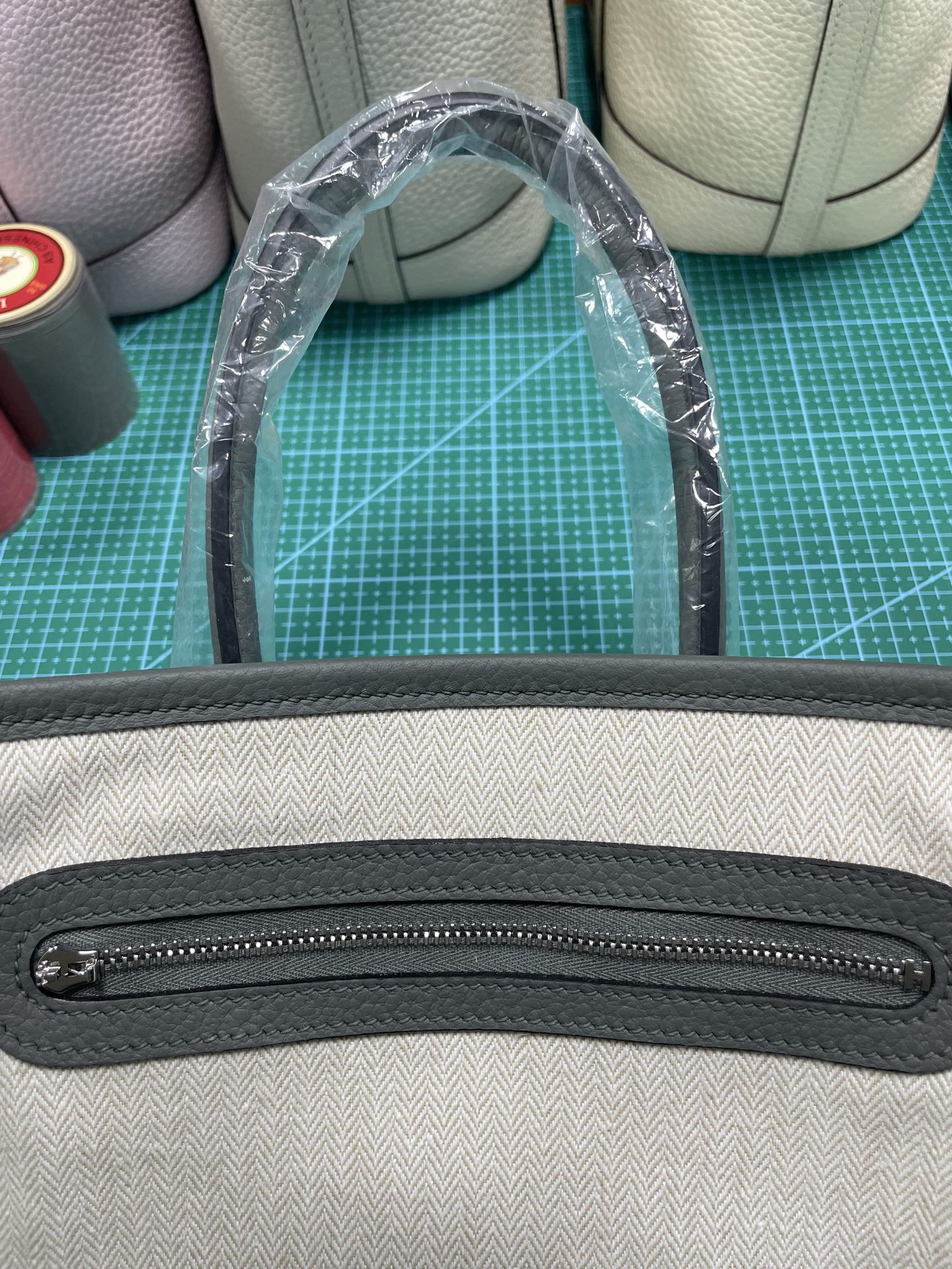 Elegant Mini Garden Party Bag, Almond Green, Premium Leather Tote, 23cm 5 i1749285345622 6248 0 4