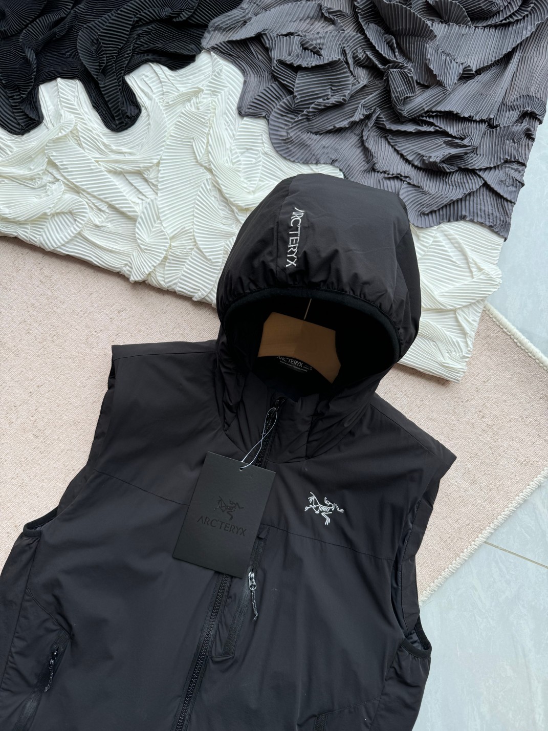 Arcteryx Kleding Tank Tops&Camis Vest Katoen Bovenzijde met capuchon