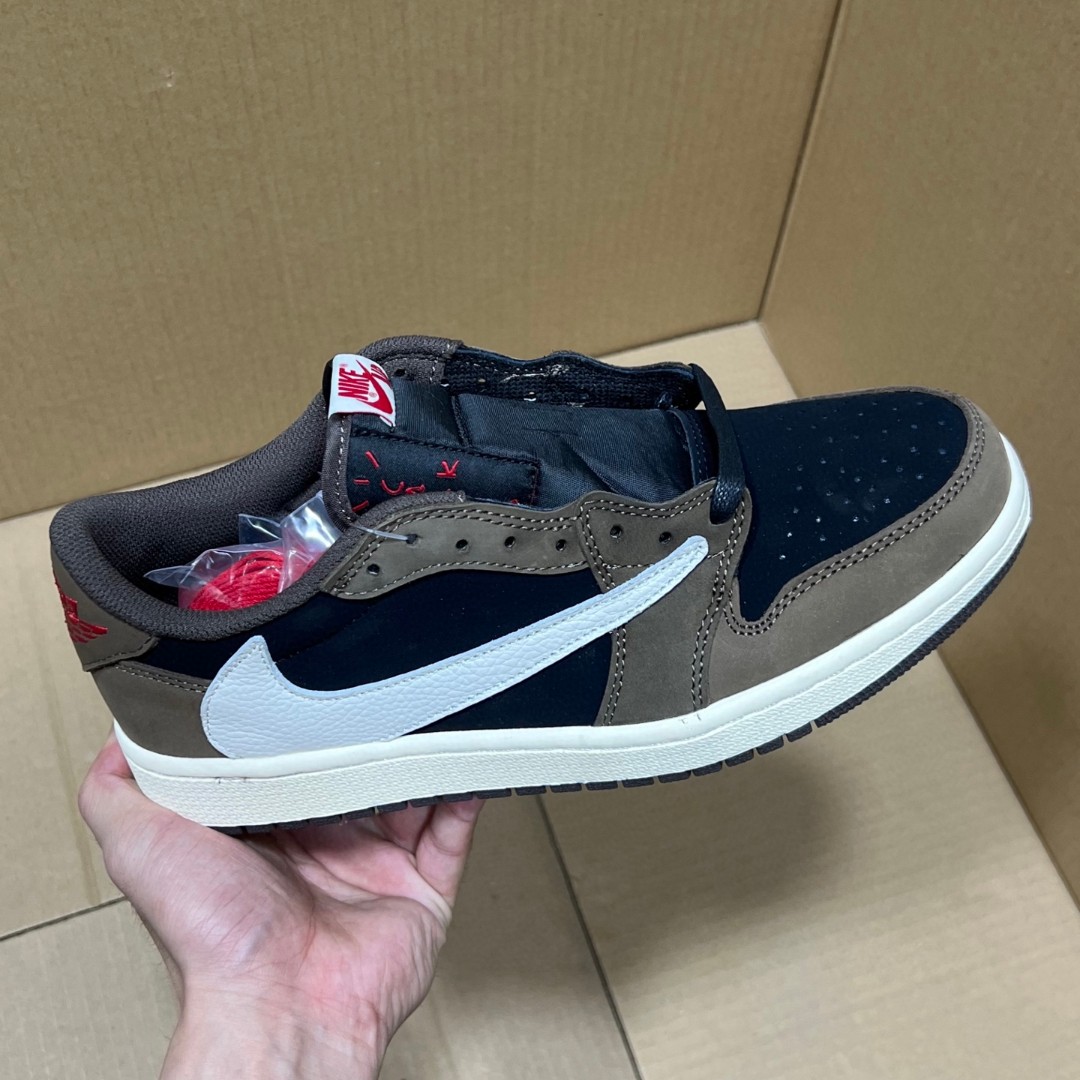 Air Jordan 1 Low OG SP Travis Scott Reverse Mocha Shoes Sneakers 3 a1751314217382 2415