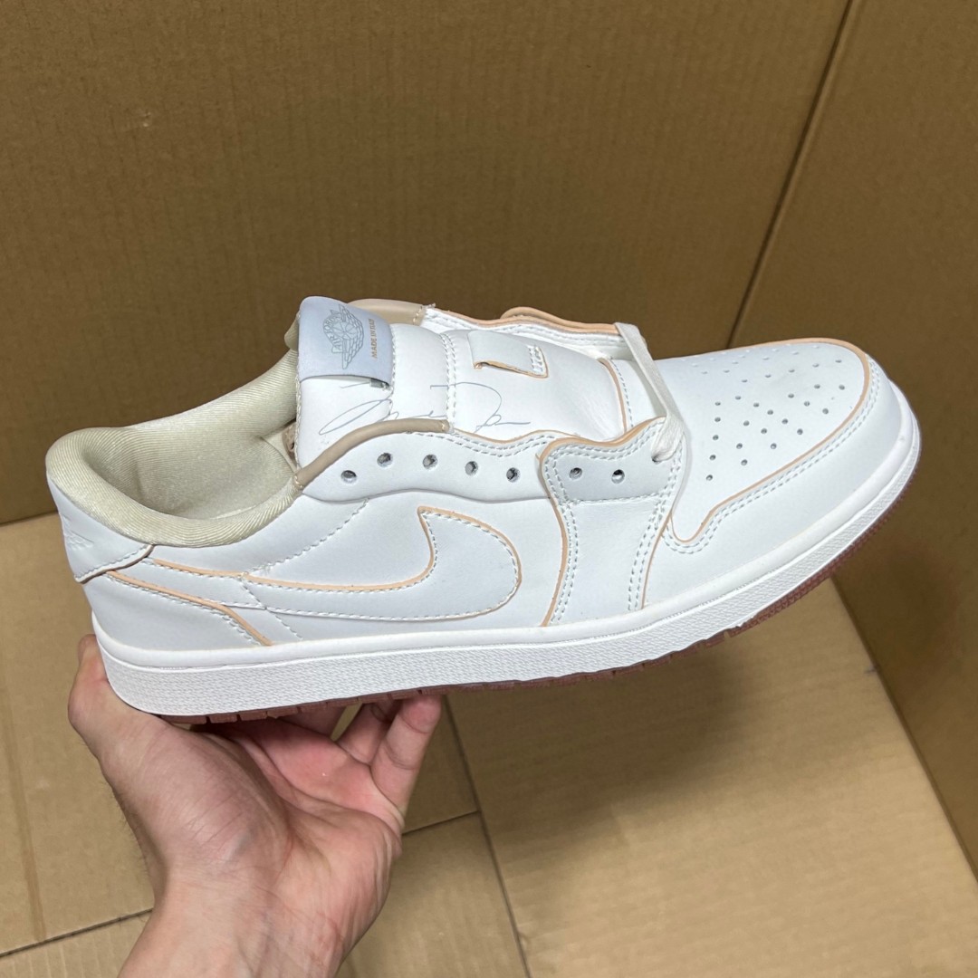 Air Jordan 1 Low OG SP Travis Scott Reverse Mocha Shoes Sneakers 8 a1751314218267 1511