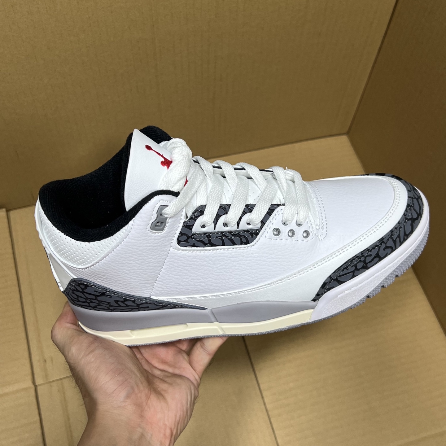 Jordan Retro 3 White Cement Reimagined Men's Shoes Sneakers 3 a1755206691051 8313