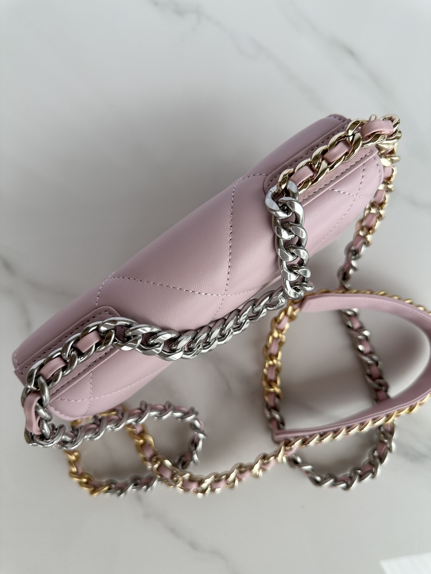 Chanel Luxury Designer Handbag Shoulder Bag in fine calfskin 4