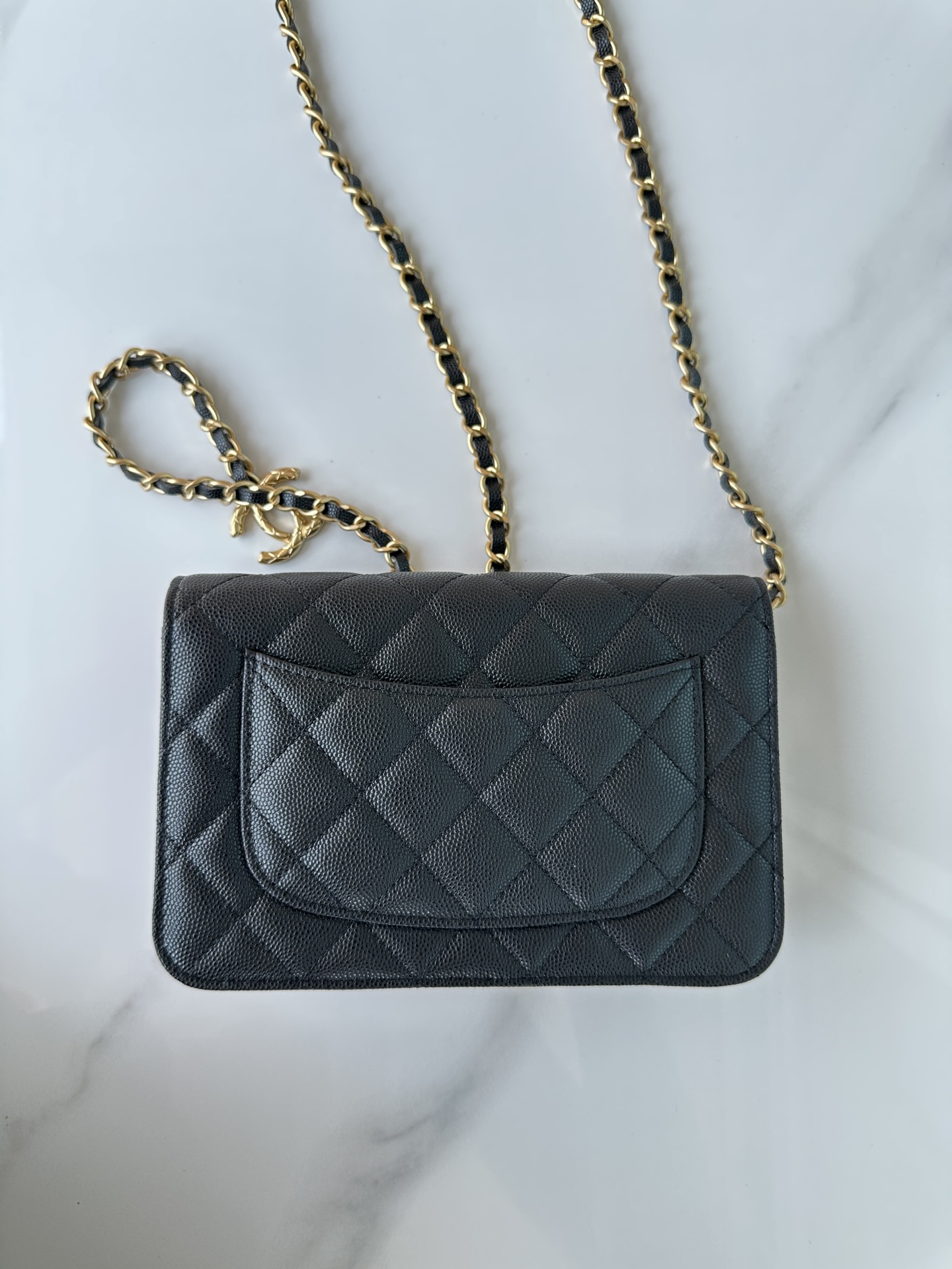 Chanel Luxury Designer Handbag Shoulder Bag in fine calfskin 2