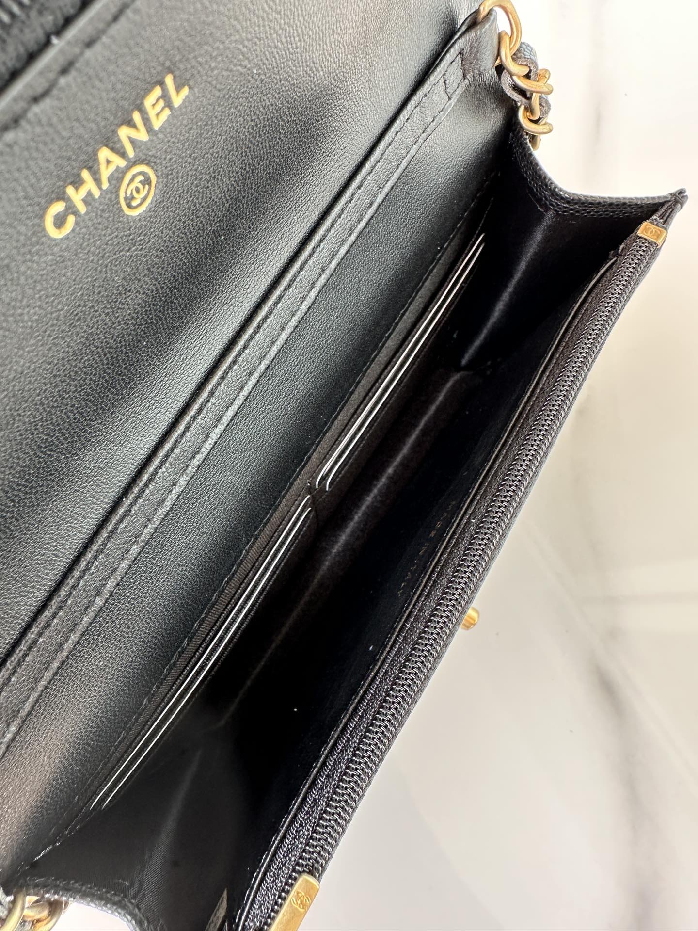 Chanel Luxury Designer Handbag Shoulder Bag in fine calfskin 6