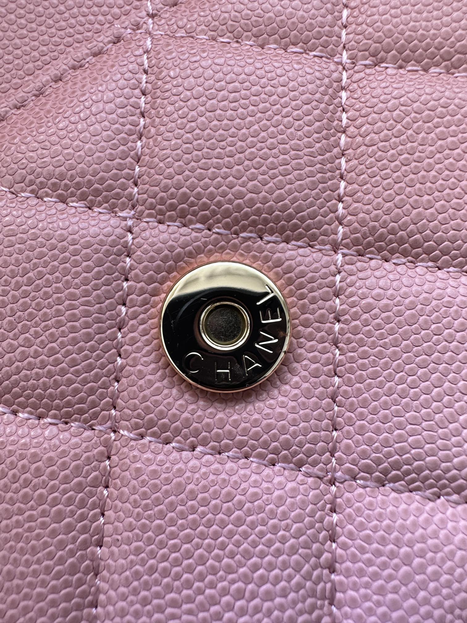 Brand: Chanel 3