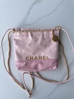 Parfait Chanel épissure Cuir de vache 1 Parfait
Chanel épissure Cuir de vache
