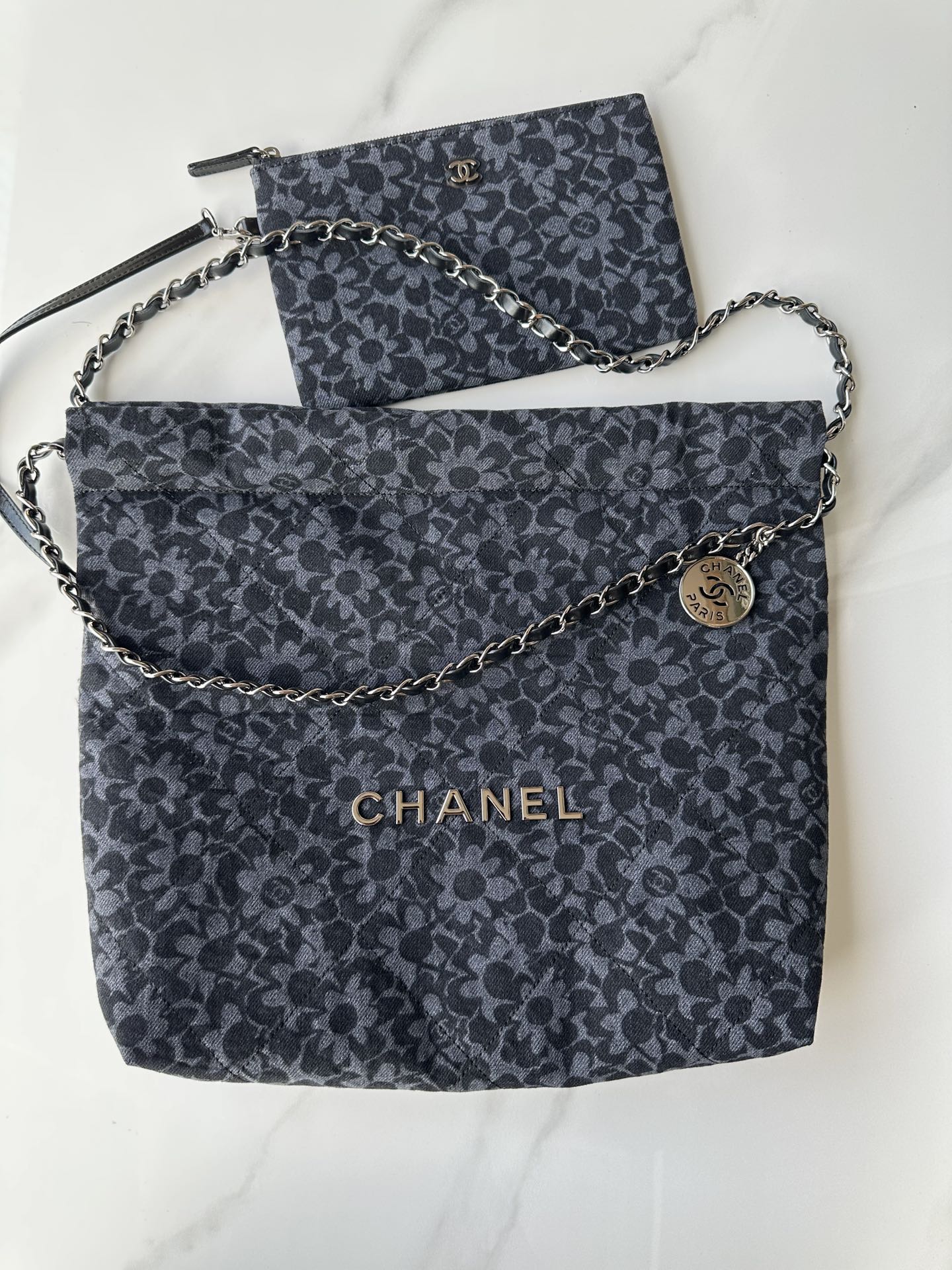 Marca: Chanel Modelo: AS3260 Denim Introducción: Calidad original, clásico, la vanguardia de la magnificencia y el temp…