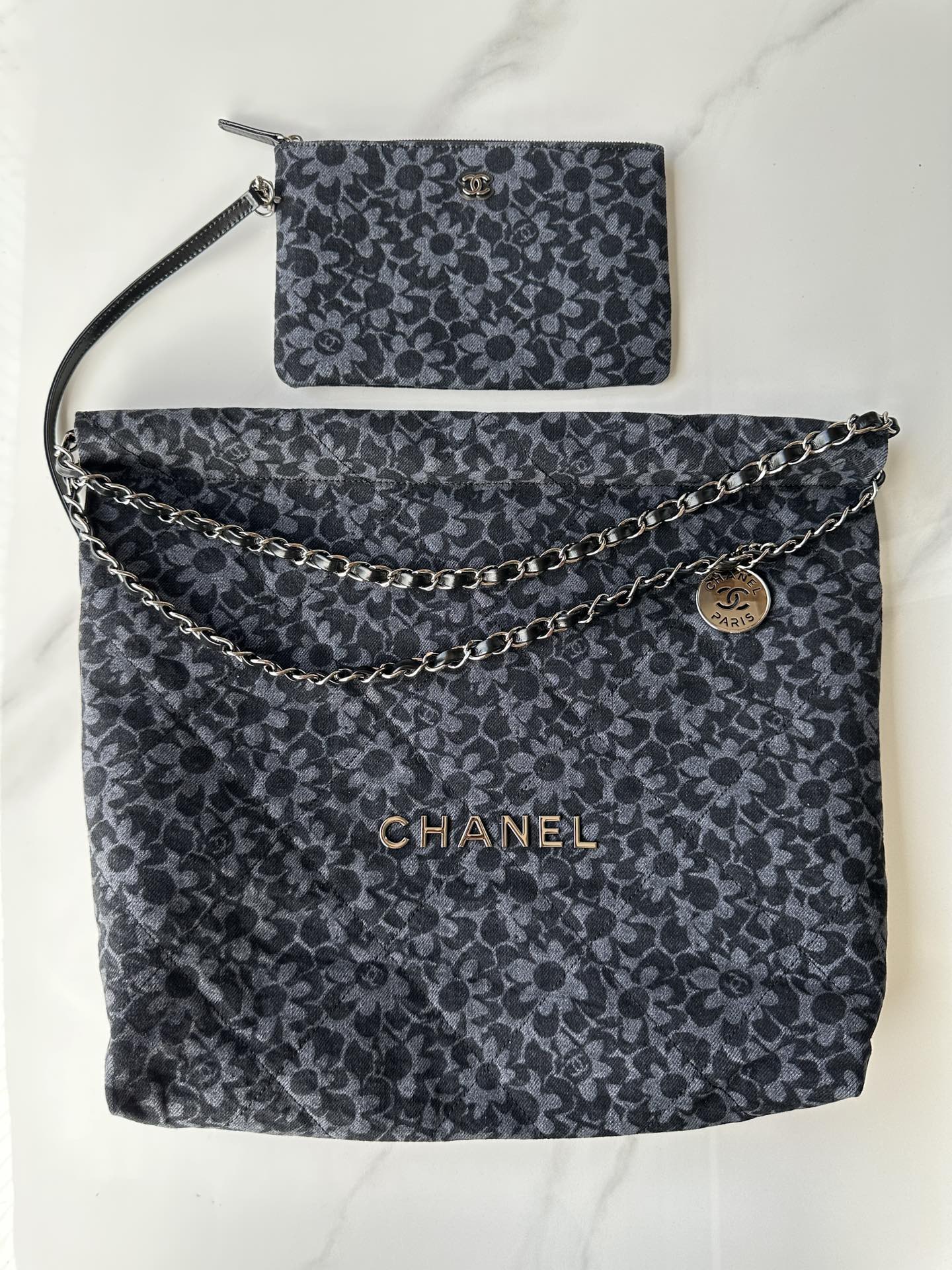 Marca: Chanel Modelo: AS3261 Denim Introducción: Calidad original, clásico, la vanguardia de la magnificencia y el temp…