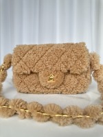 Chanel Acheter des répliques de meilleure qualité Peau mouton 1 Chanel Acheter des répliques de meilleure qualité
Peau mouton