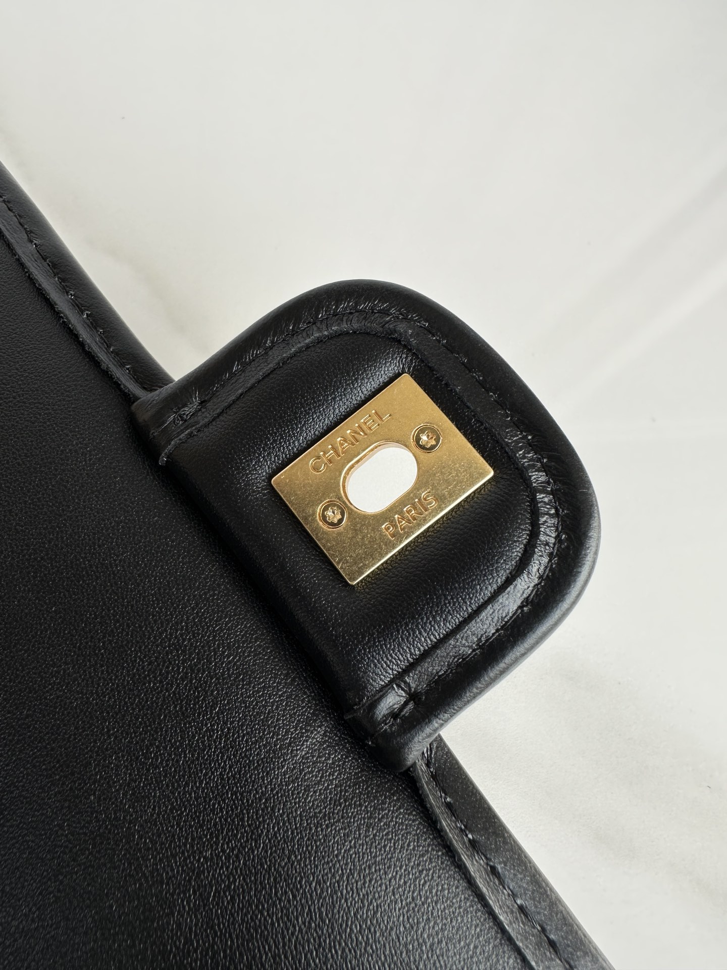 Chanell AS4795 Classic Flap Bag: Luxurious Design & Premium Leather 8 i1747973185 1077 7