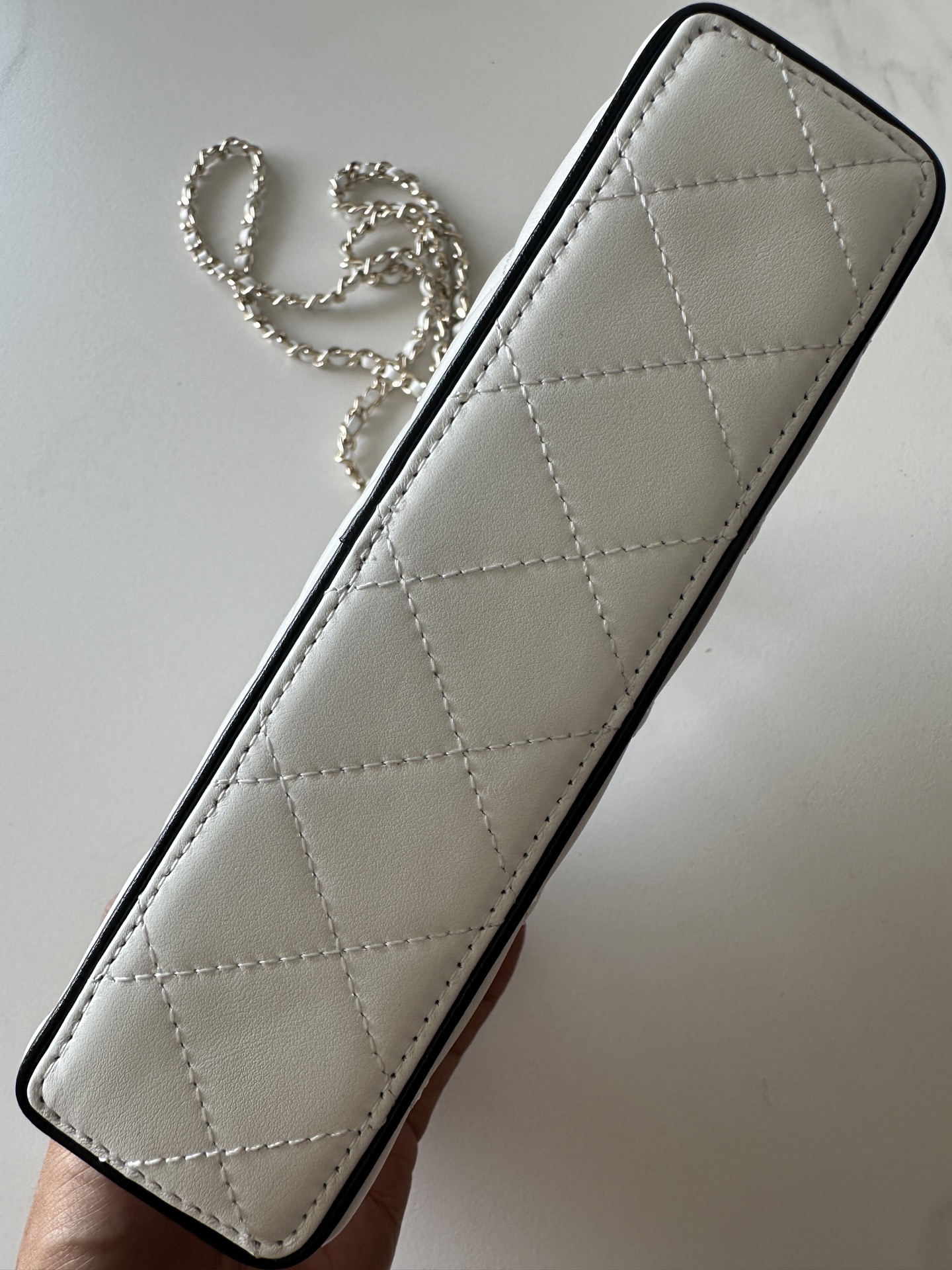 Chanel Leather Bag Lookbook style reference detail image 5 from source 786005