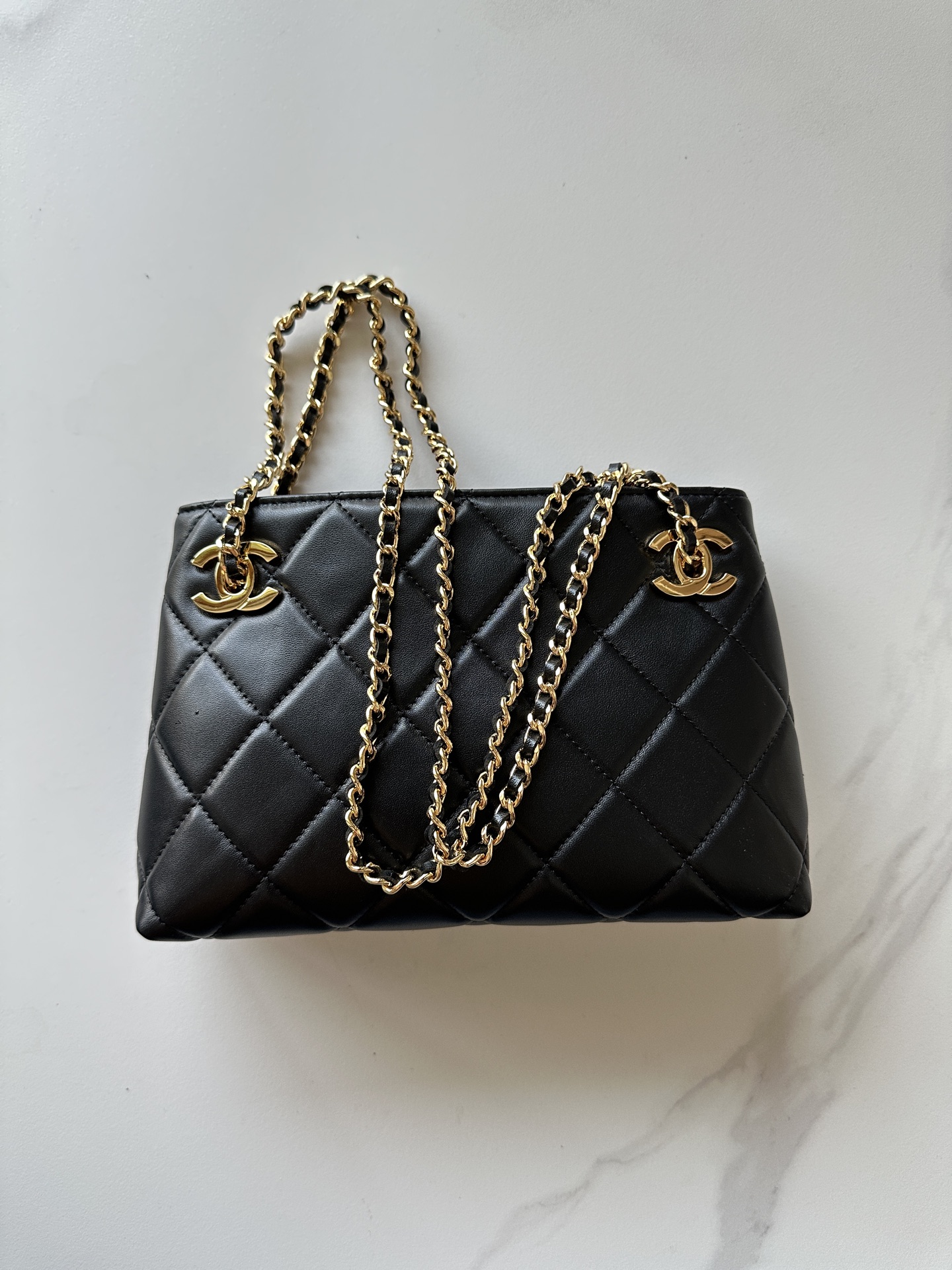 Chanel Style Leather Bag Lookbook Reference image 2