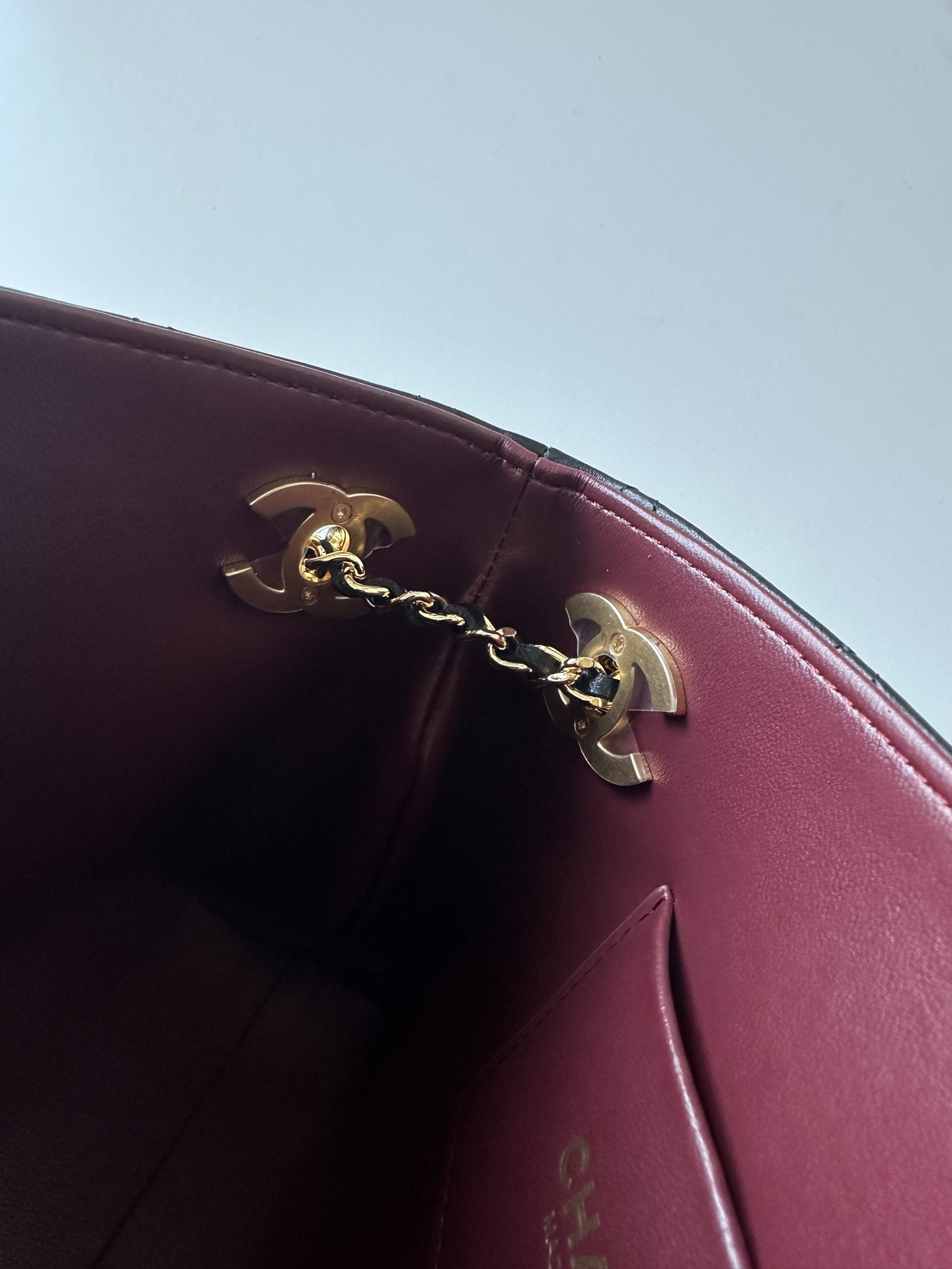 Chanel Style Leather Bag style reference detail image 8 from source 786001