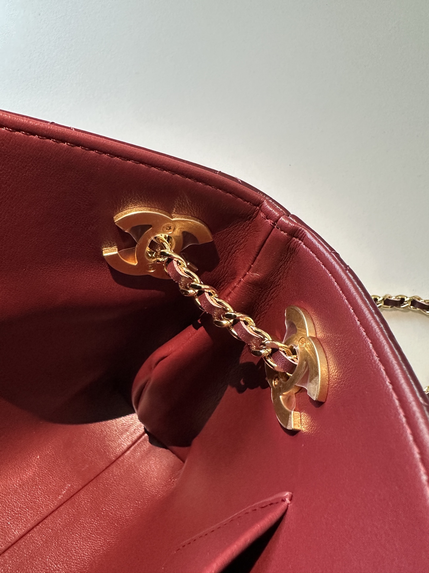 Chanel Style Leather Bag style reference detail image 8 from source 786003
