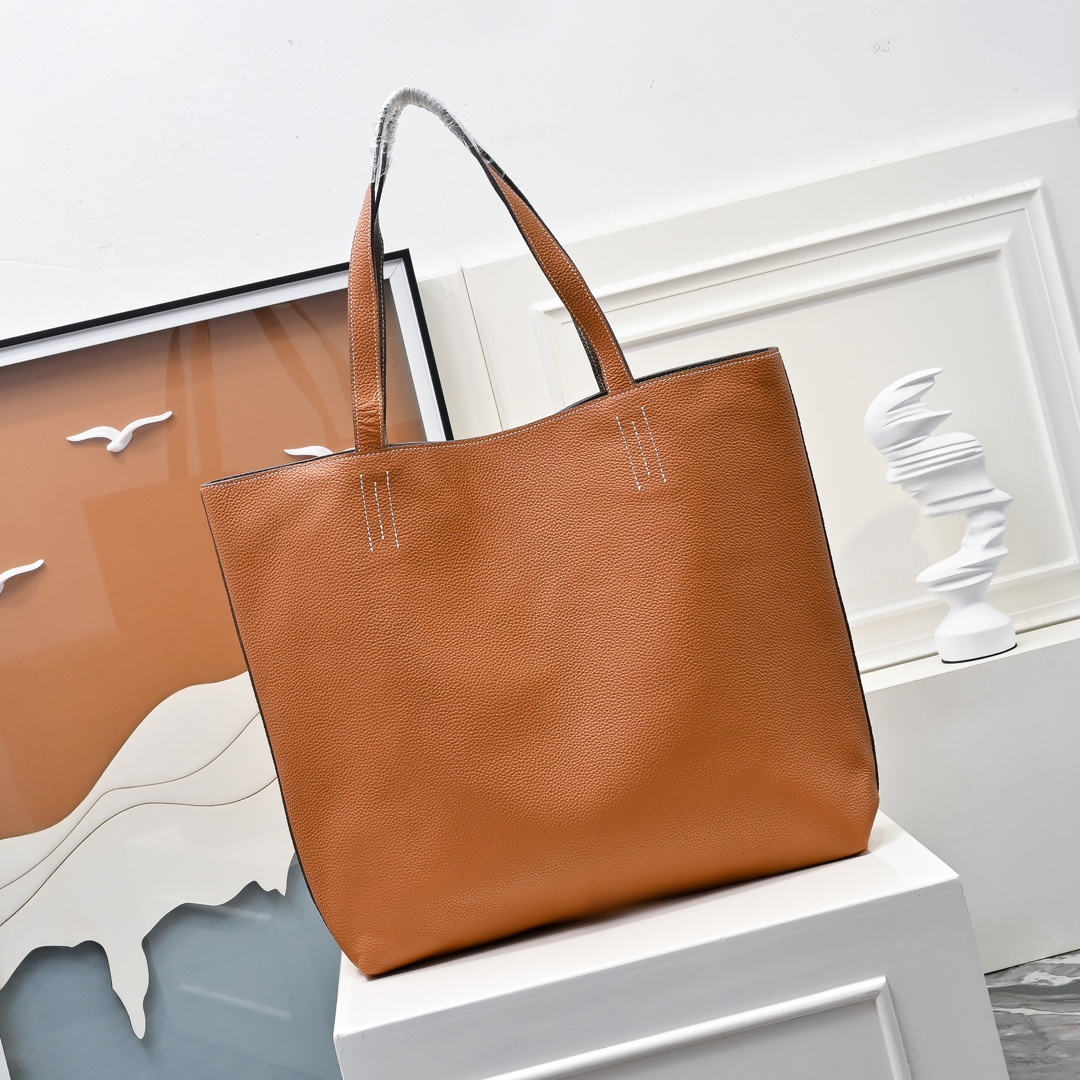 爱马仕（Hermès）奢华与永恒的设计 双面袋两面通用 简单低调 跟着心情换不一样的颜色🌈🌈🌈金棕/大象灰