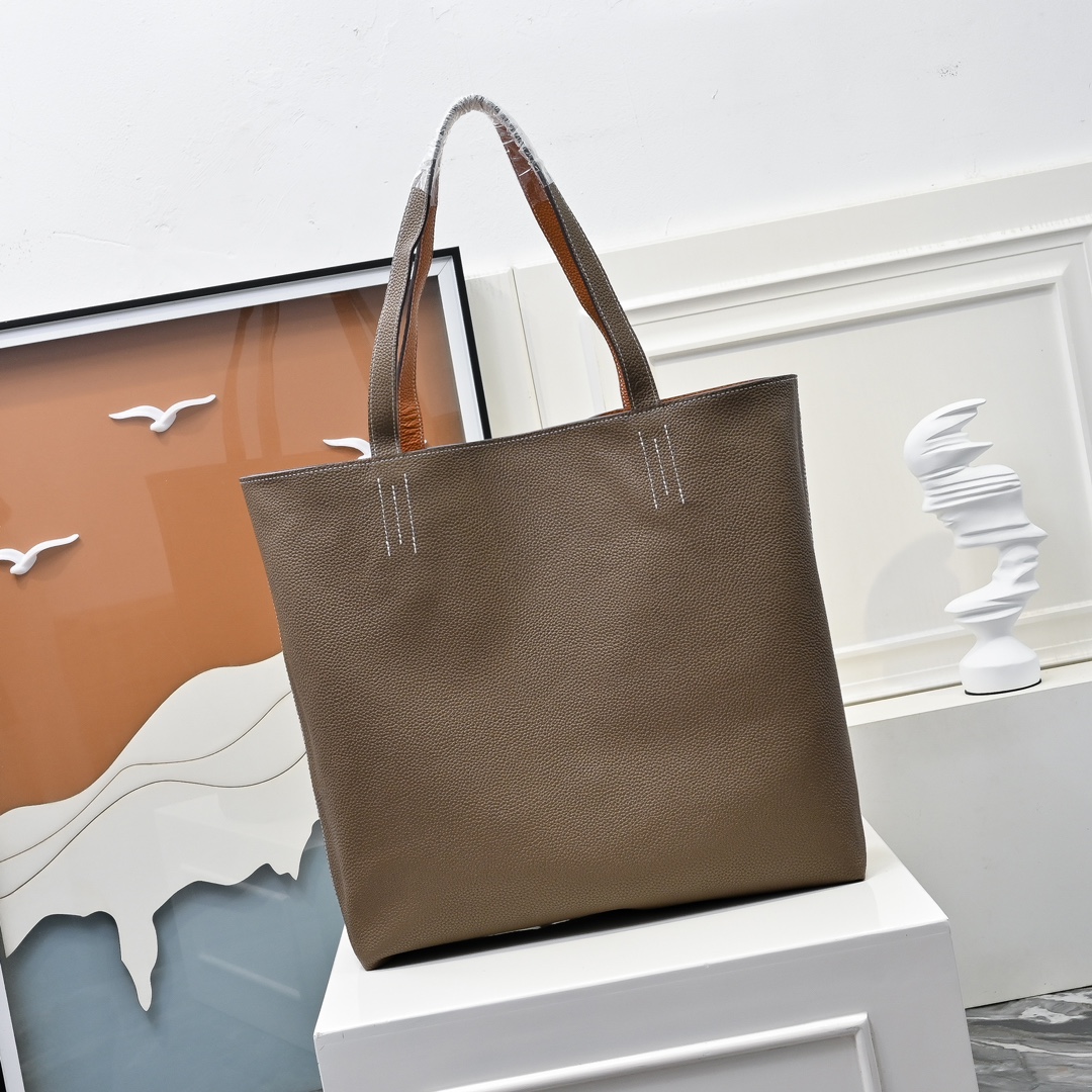 爱马仕（Hermès）奢华与永恒的设计 双面袋两面通用 简单低调 跟着心情换不一样的颜色🌈🌈🌈金棕/大象灰