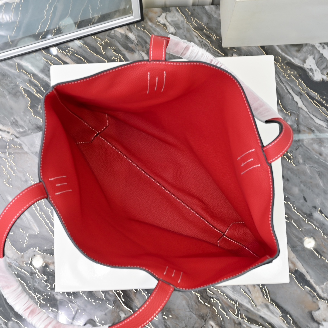 爱马仕（Hermès）奢华与永恒的设计 双面袋两面通用 简单低调 跟着心情换不一样的颜色🌈🌈🌈黑/大红